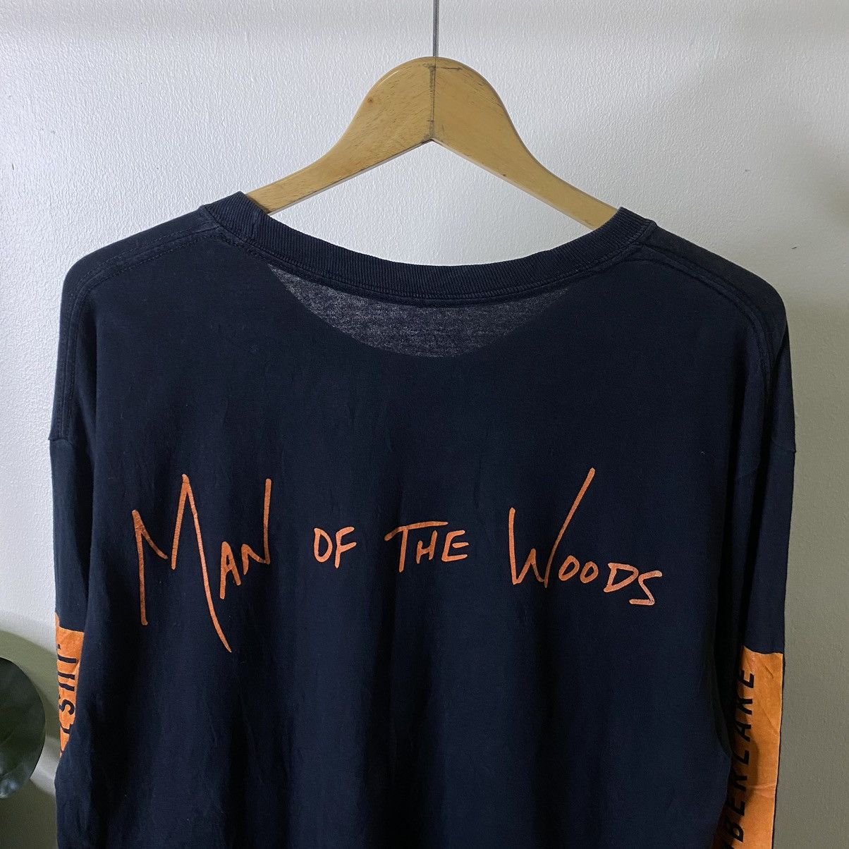 Band Tees 2018 Justin Timberlake Man In The Woods Album Promo LS Tee Size US L / EU 52-54 / 3 - 7 Thumbnail