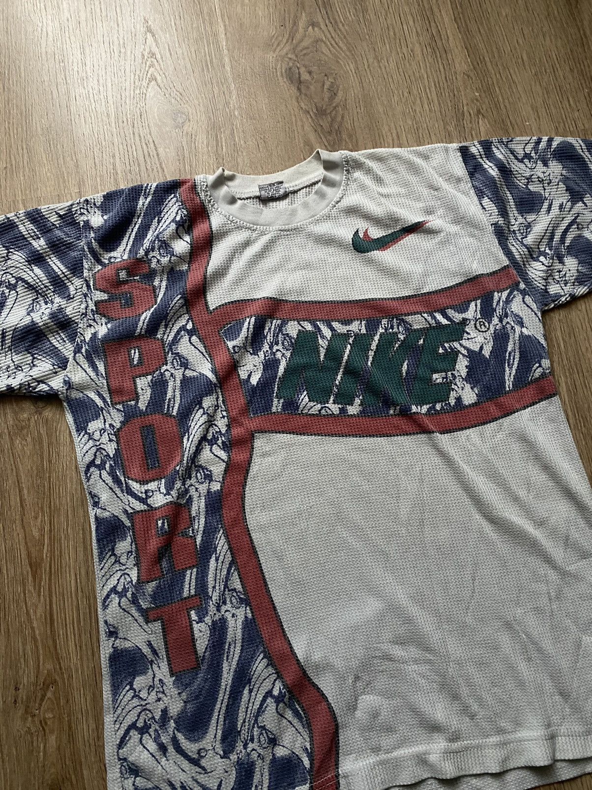 Nike × Vintage Vintage Nike 00’s Y2K overprinted sport t shirt baggy USA Size US L / EU 52-54 / 3 - 2 Thumbnail