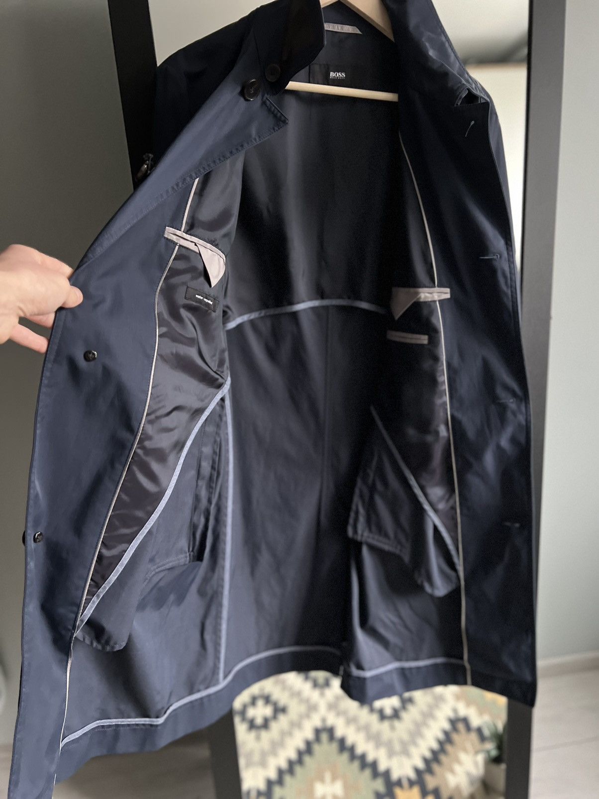 Hugo Boss Hugo Boss Water-Repellent Navy Long Short Coat Size US M / EU 48-50 / 2 - 4 Thumbnail