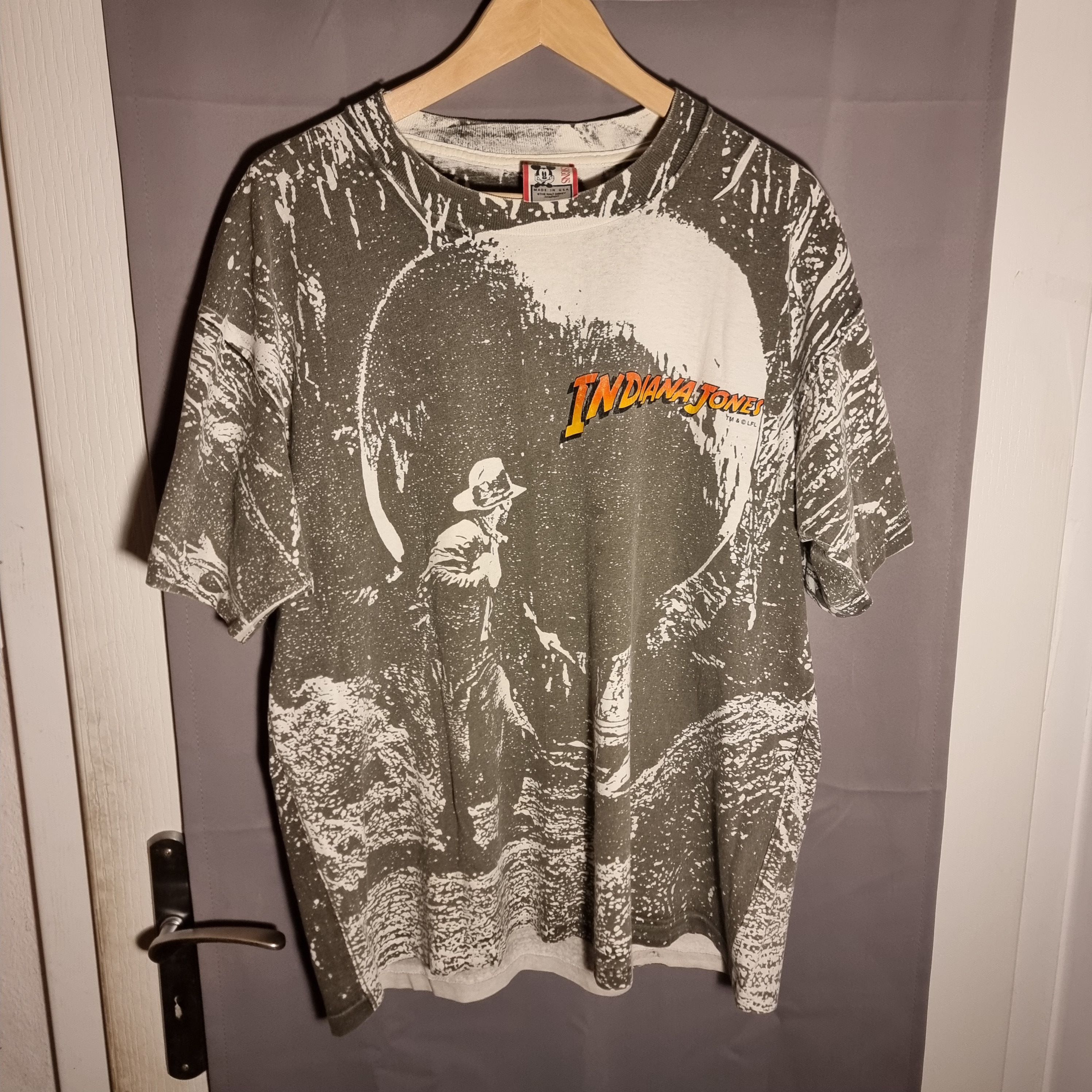 Disney Rare Vintage 90s Indiana Jones all over print single stitch Size US L / EU 52-54 / 3 - 2 Thumbnail