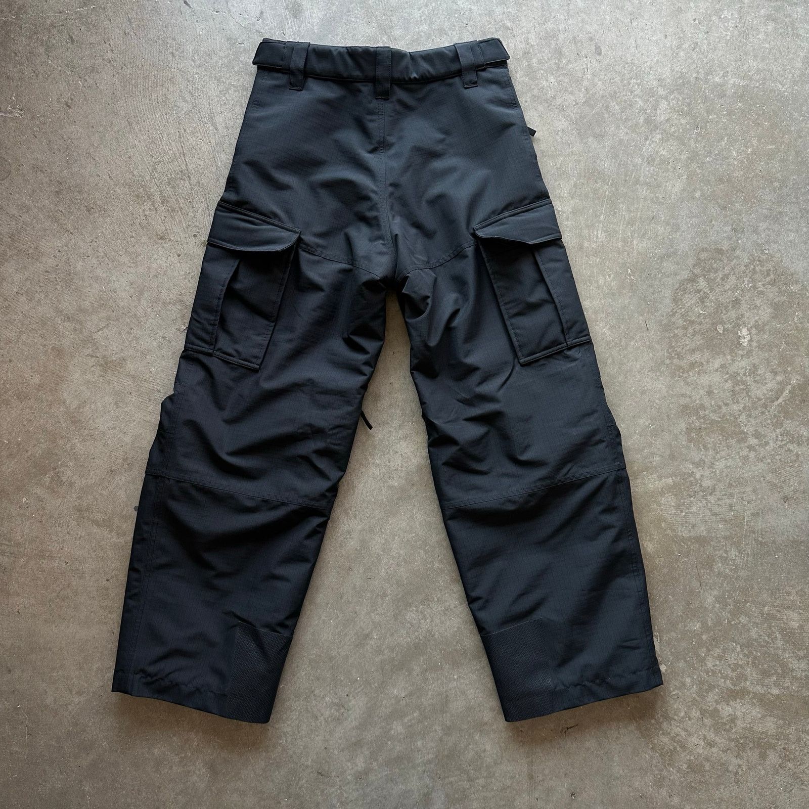 Balenciaga Balenciaga Skiwear 3B Sport Logo Cargo Pants Size US 32 / EU 48 - 2 Thumbnail