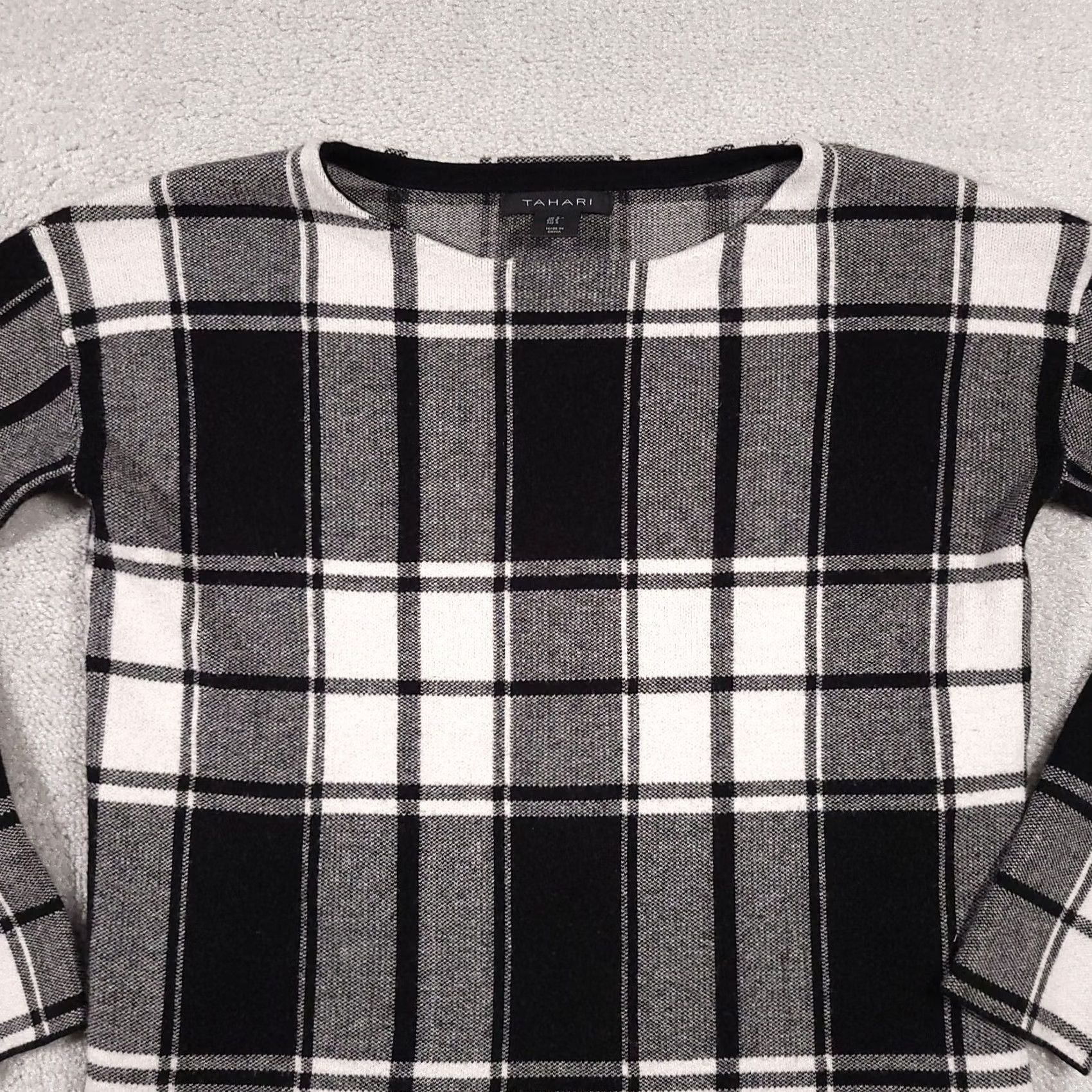 Vintage Tahari Sweater Women's Small Black White Buffalo Plaid Round Neck Boxy Knit Size S / US 4 / IT 40 - 3 Thumbnail
