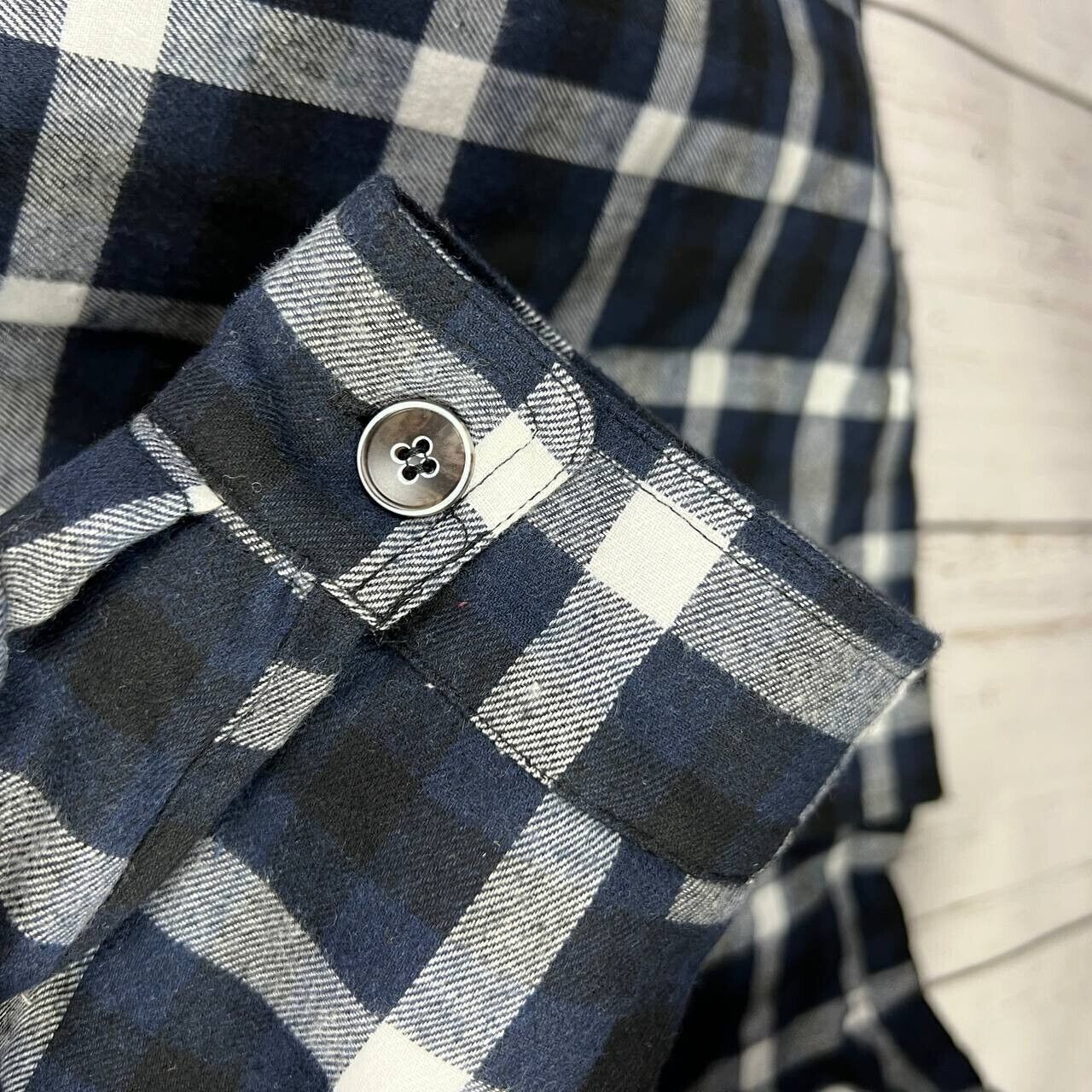 Other Pegeno Plaid Button Quilted Long Sleeve Flannel Hoodie Size US XL / EU 56 / 4 - 6 Thumbnail