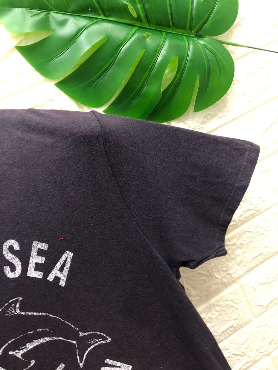 Vintage Vintage Global Work the inside dolphin Tees Size US M / EU 48-50 / 2 - 9 Thumbnail