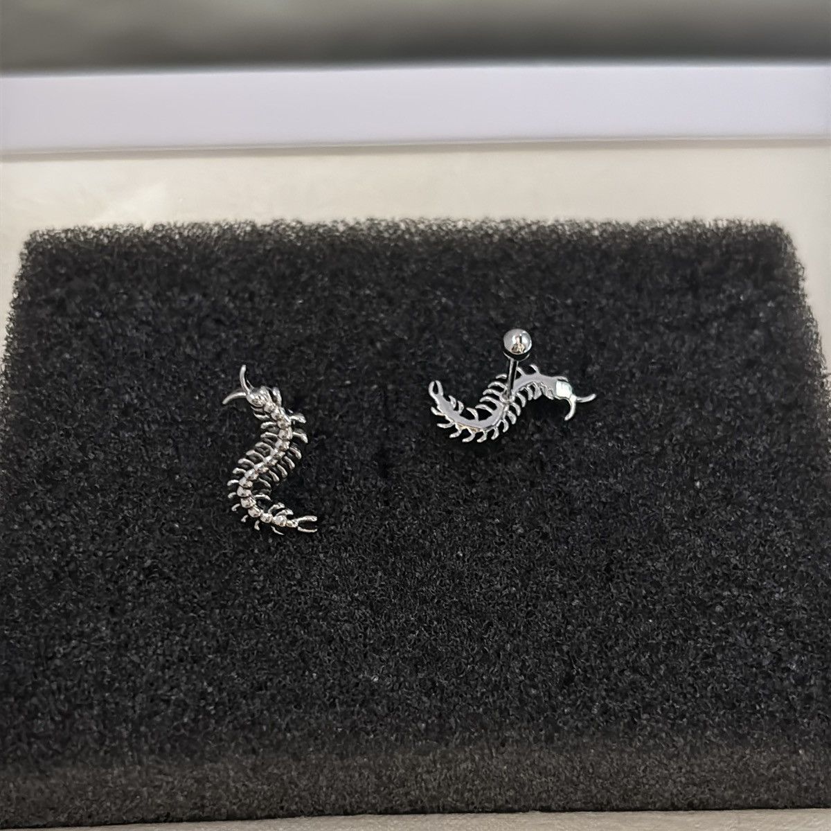 Other Centipede Stud Earrings for Men Women Punk Hip Hop Unisex Size ONE SIZE - 4 Thumbnail