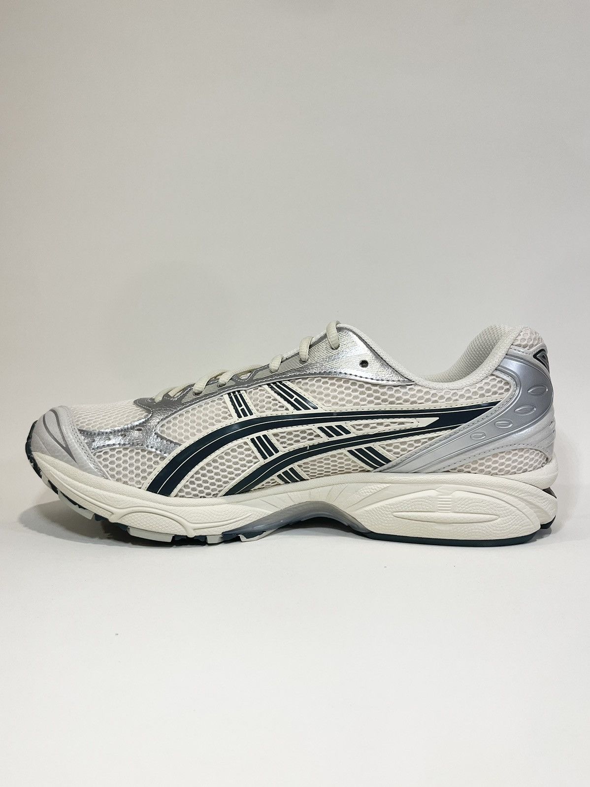 asics gel kayano 14 birch silver 1201a019 200