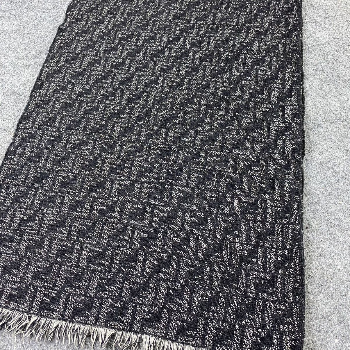 Vintage Monogram Fendi missing tag Scarf / Muffler / Neckwear T1243 Size ONE SIZE - 6 Thumbnail