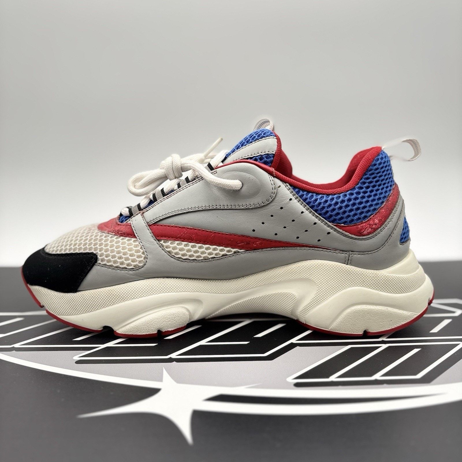 Dior Dior B22 Sneaker ‘ Gray, Red, Blue ‘ | GREAT CONDITION! Size US 11 / EU 44 - 4 Thumbnail
