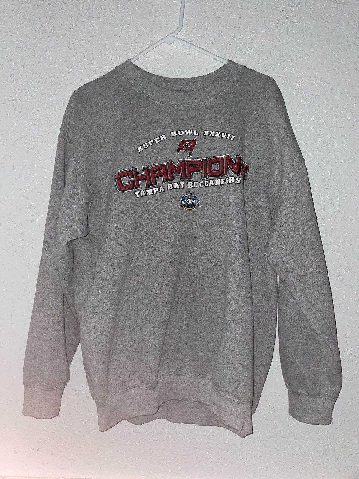 VINTAGE Tampa Bay Buccaneers Shirt Large Gray NFL Super Bowl XXXVII  Champions L