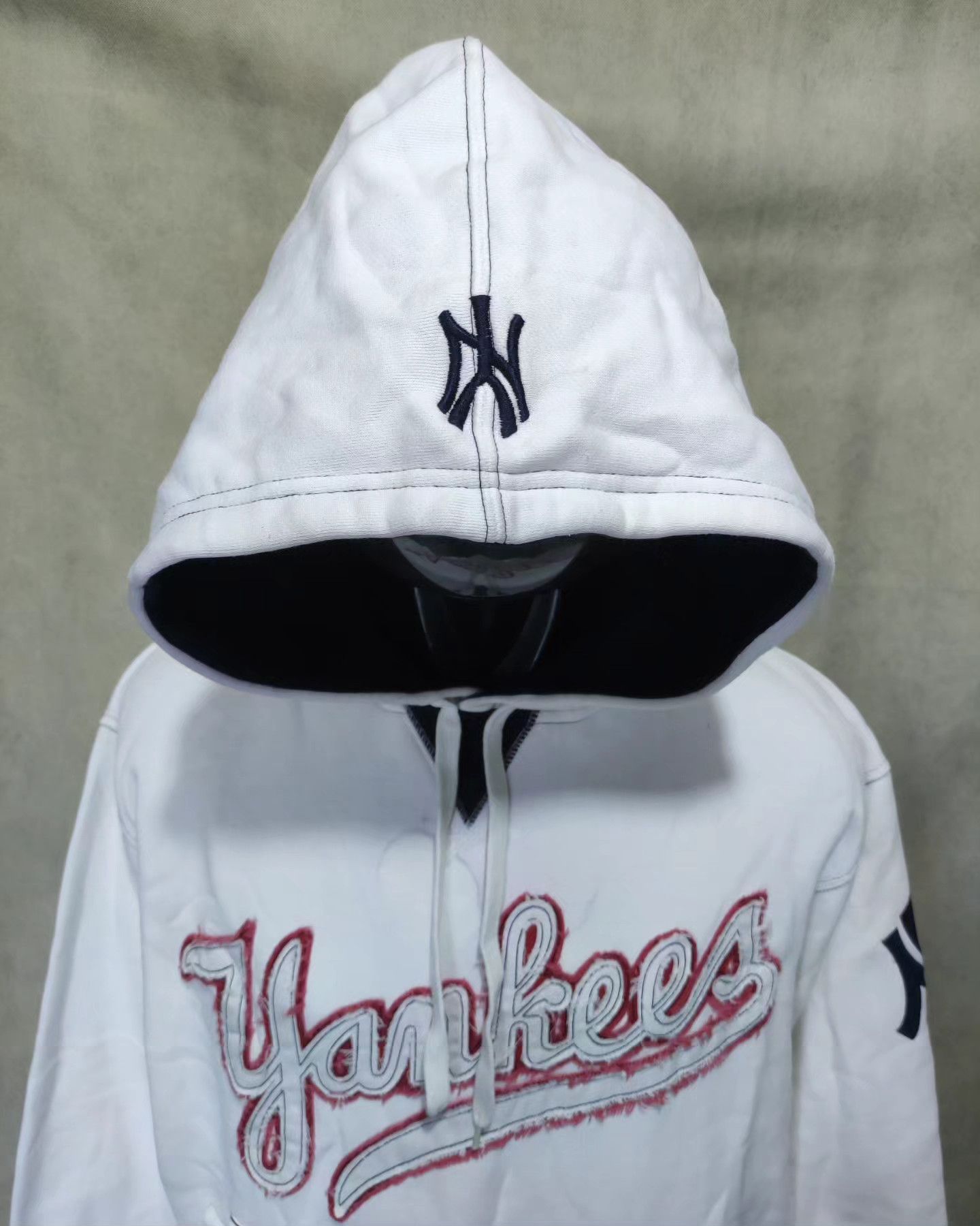Cooperstown Collection × New York Yankees × Vintage CONTRAST STITCHING NY YANKEES COOPERSTOWN COLLECTION HOODIE Size US XL / EU 56 / 4 - 2 Thumbnail