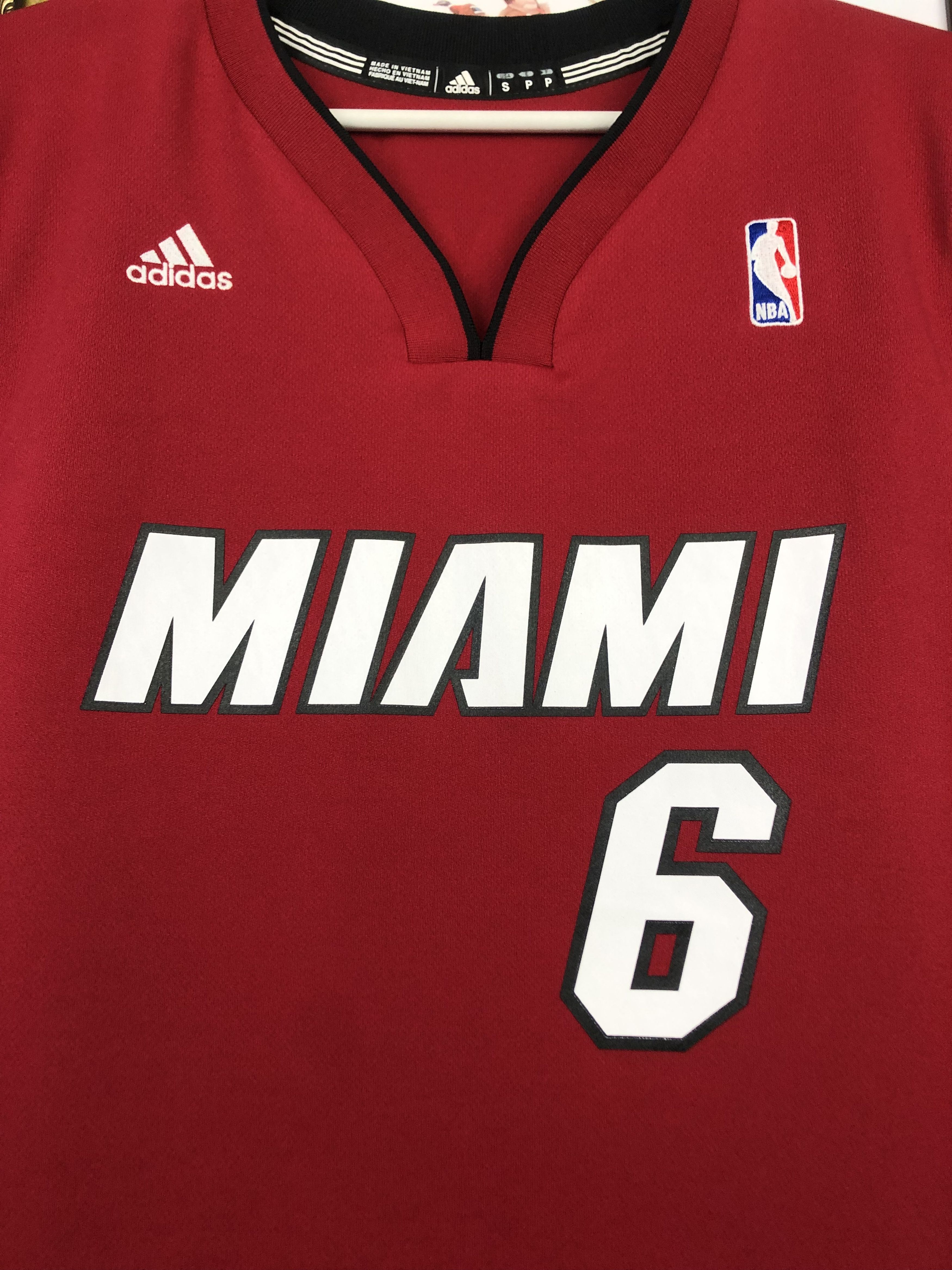 Adidas Vintage Miami Heat NBA Red Jersey #6 James King Tee Size US S / EU 44-46 / 1 - 3 Thumbnail