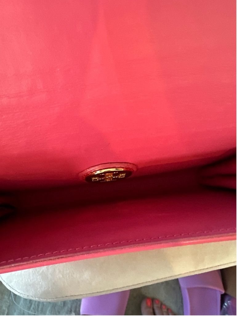 Tory Burch Tory Burch Terry Resin Clutch Purse Pink Size ONE SIZE - 5 Thumbnail