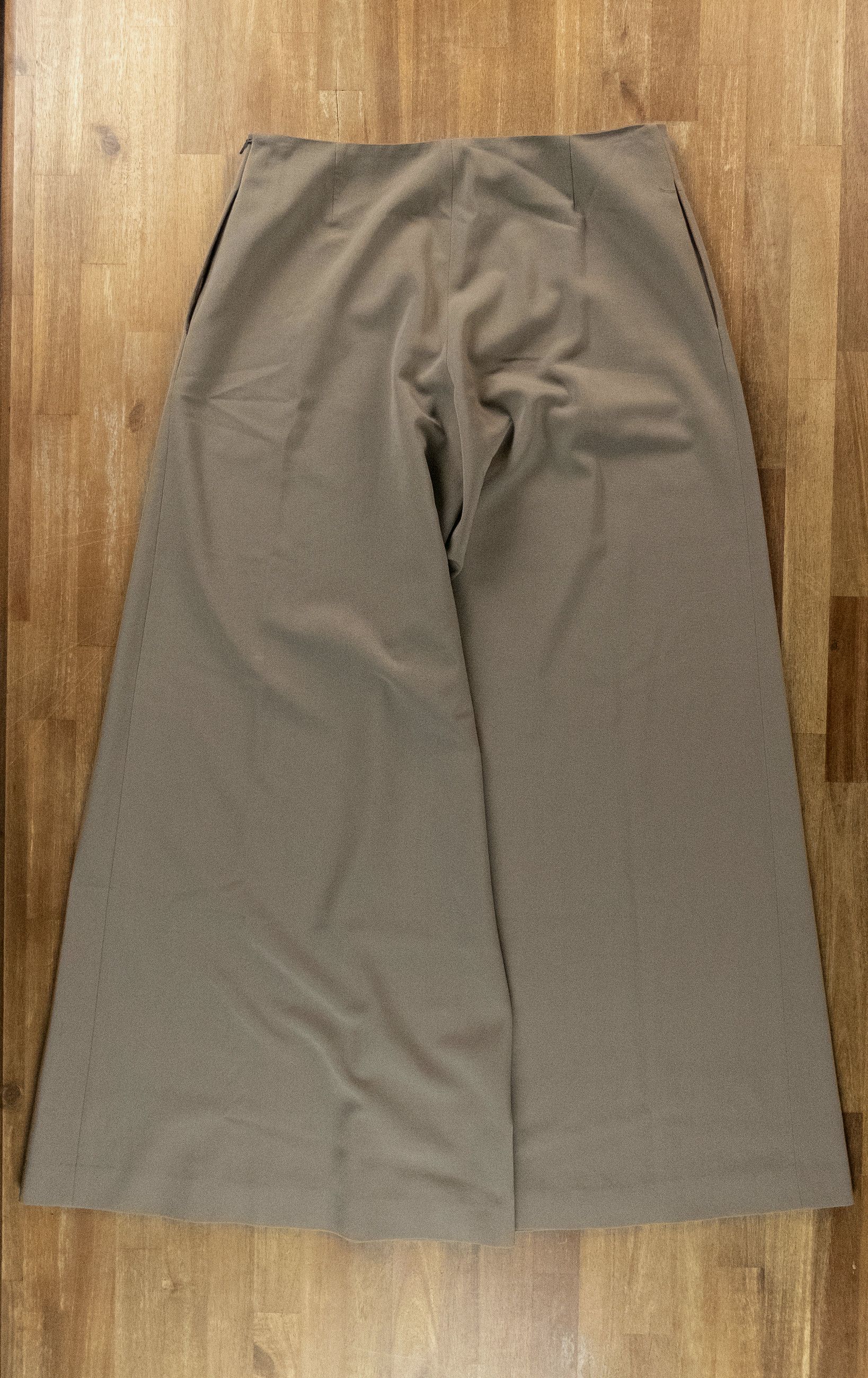 The Row THE ROW Dela taupe gray wide leg wool pants Size 4 US Size 27" / US 4 / IT 40 - 9 Thumbnail