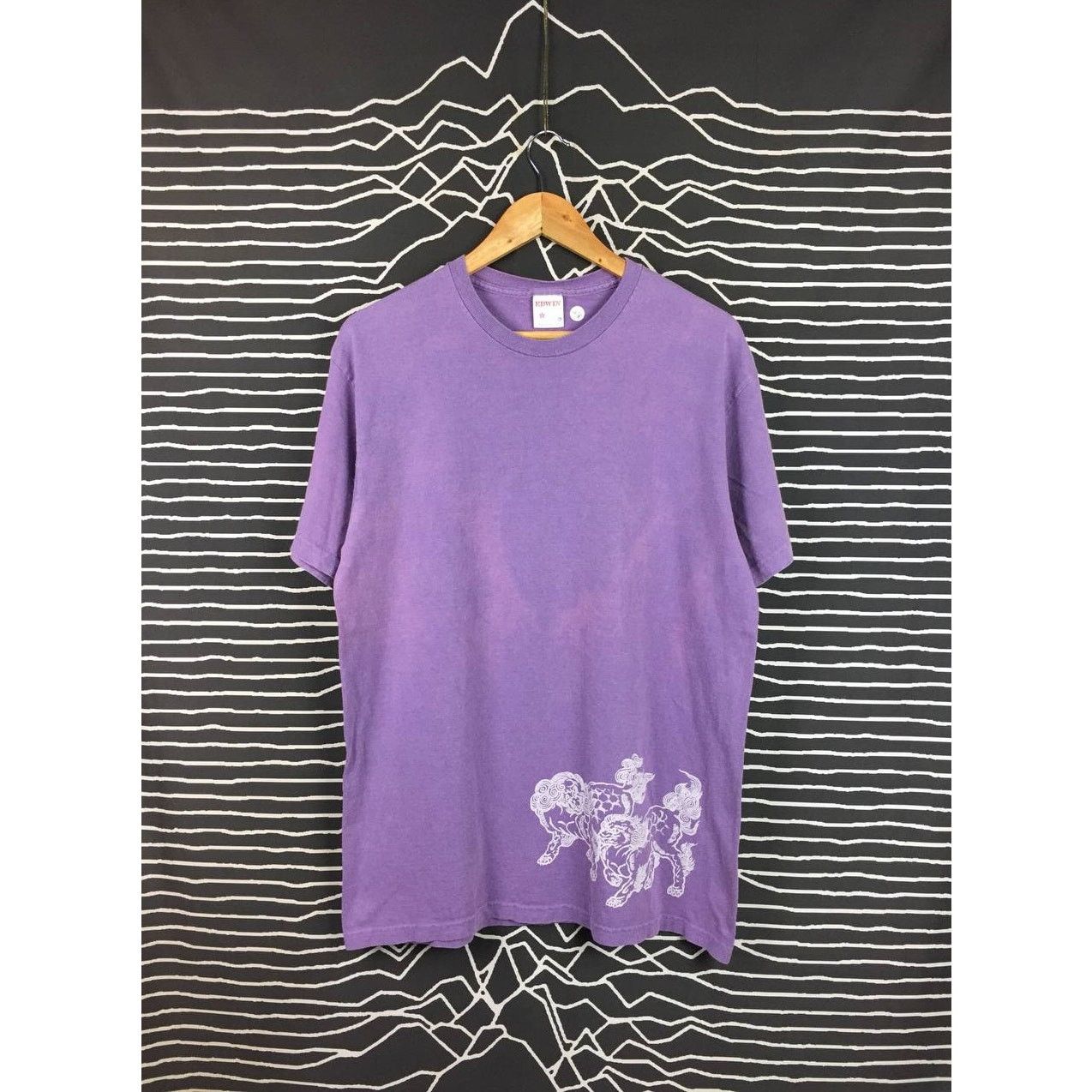 Edwin × Japanese Brand × Vintage Edwin Sportswear Made In Usa Snow Lion Graphic Tee Size US L / EU 52-54 / 3 - 2 Thumbnail