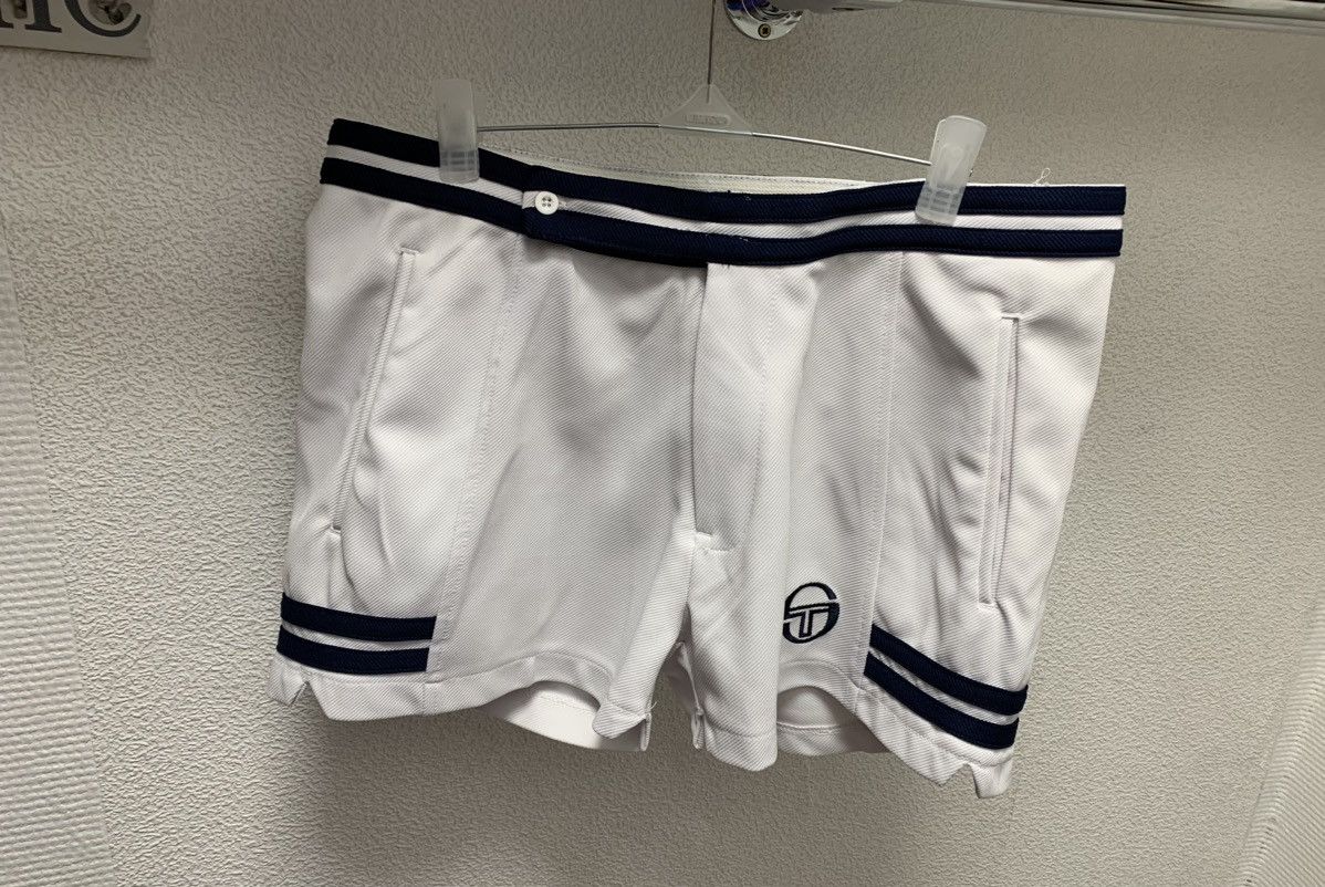 Sergio Tacchini Sergio tacchini archival clothing white shorts M 32 as Size US 32 / EU 48 - 5 Thumbnail