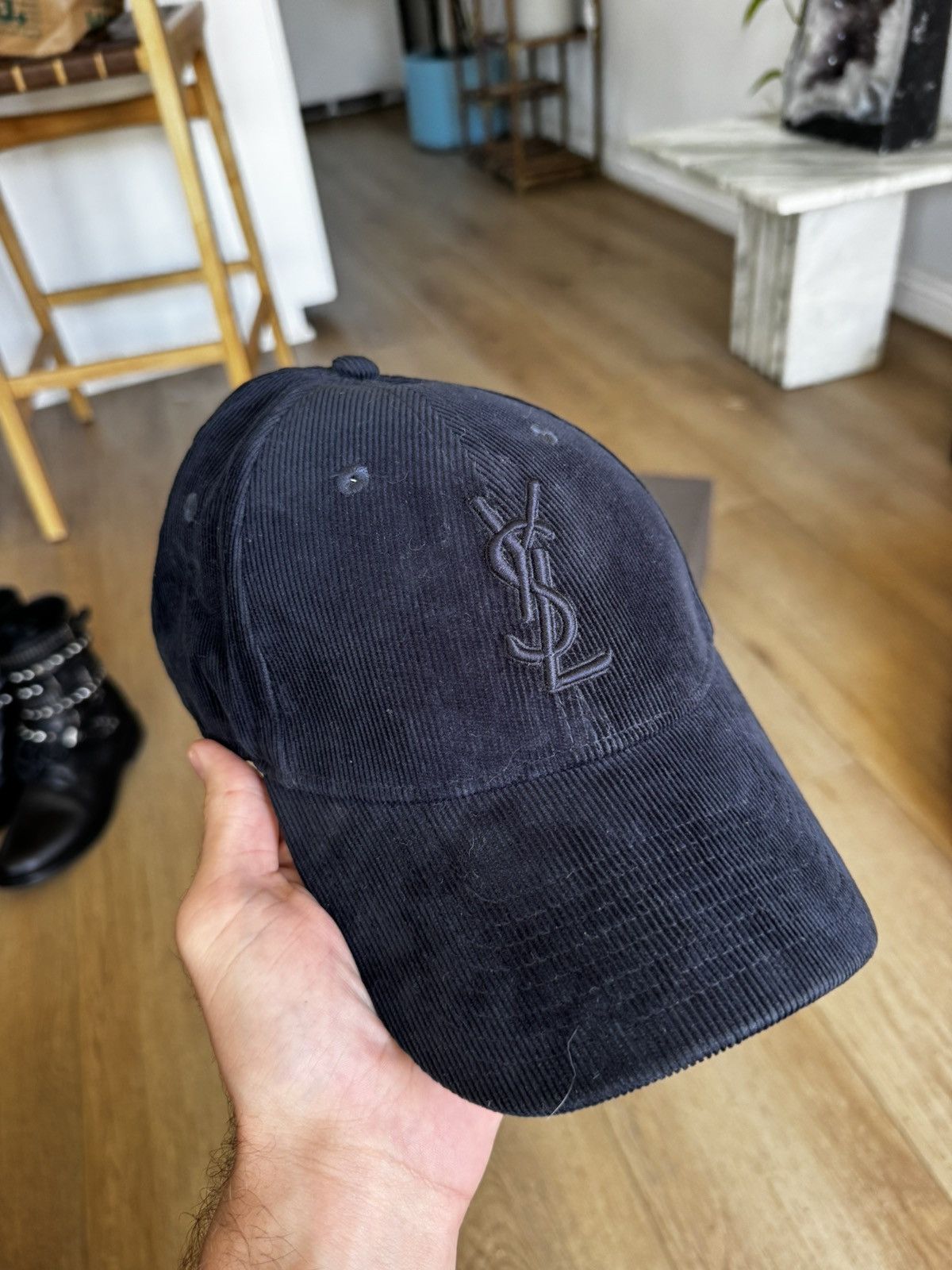 Saint Laurent Paris Corduroy hat Black Size ONE SIZE - 1 Thumbnail