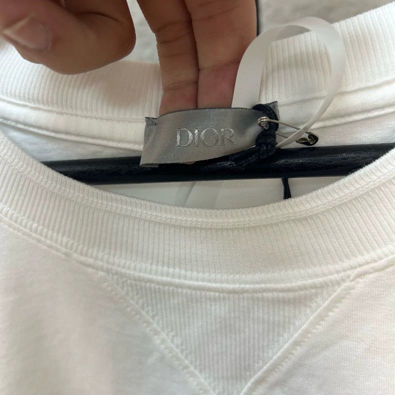 Dior Dior SizeXXXL White embroidered rose short sleeves Size US XXL / EU 58 / 5 - 3 Thumbnail