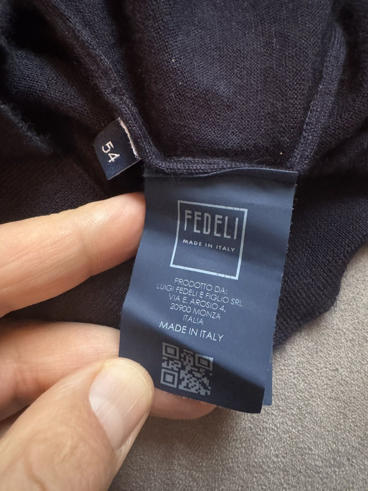 Fedeli FEDELI jumper 54 but FITS SMALLER CHECK PHOTOS FOR TAPE SIZE Size US L / EU 52-54 / 3 - 9 Thumbnail