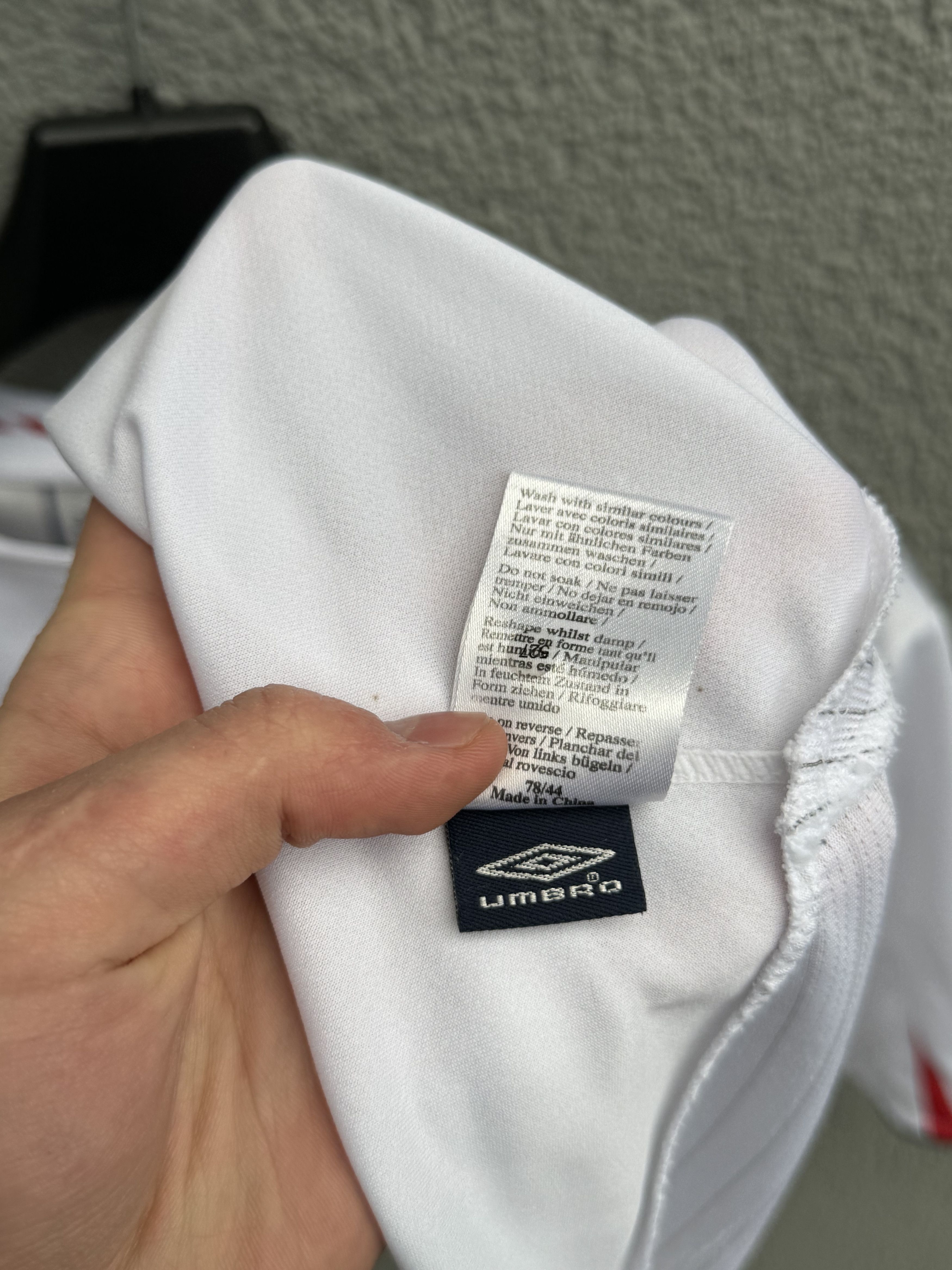 Umbro × Vintage England Umbro 2005/2007 Soccer Jersey Men's Size XXL Size US XXL / EU 58 / 5 - 3 Thumbnail
