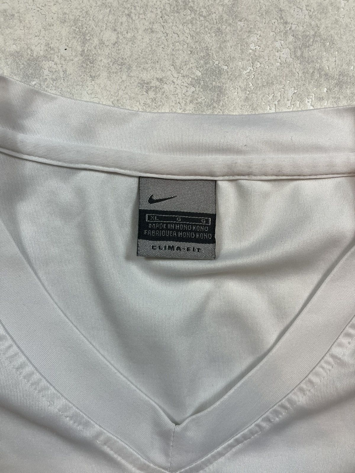 Nike × Vintage 90s Nike Big Central Swoosh Vintage Y2K Oversized T-Shirt Size US L / EU 52-54 / 3 - 3 Thumbnail