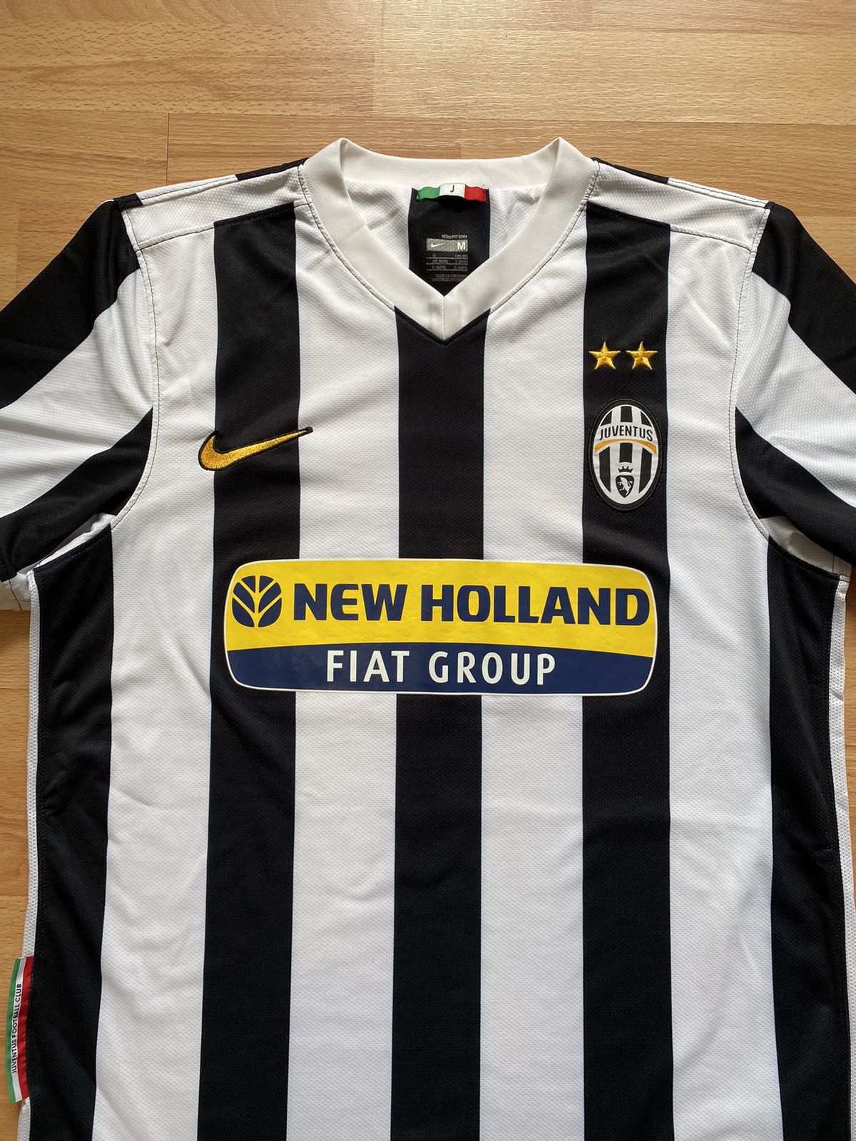 Nike JUVENTUS 2009 2010 HOME JERSEY NIKE 354296-010SIZE M Size US M / EU 48-50 / 2 - 2 Thumbnail