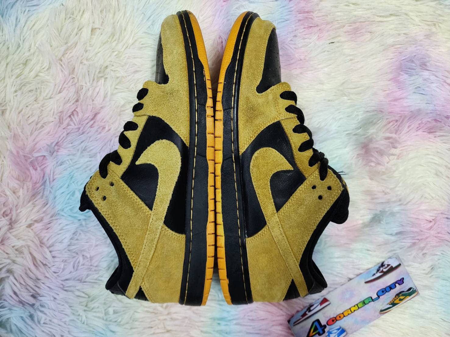 Nike Nike Sb Dunk Low Iowa Size US 10.5 / EU 43-44 - 5 Thumbnail