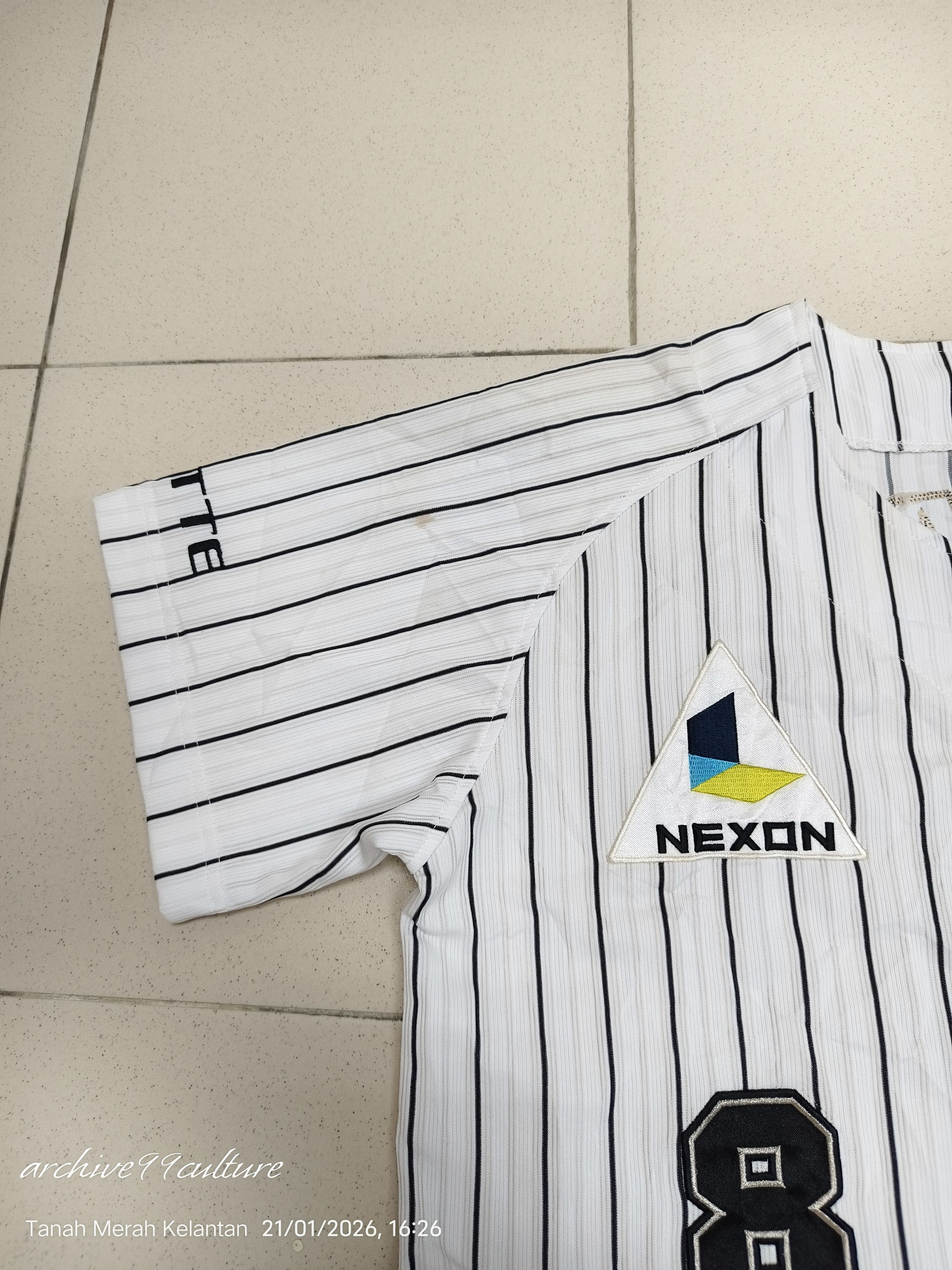 Descente Rare Chiba Lotte Marines Toshiaki Imae Home Jersey Size US M / EU 48-50 / 2 - 16 Thumbnail