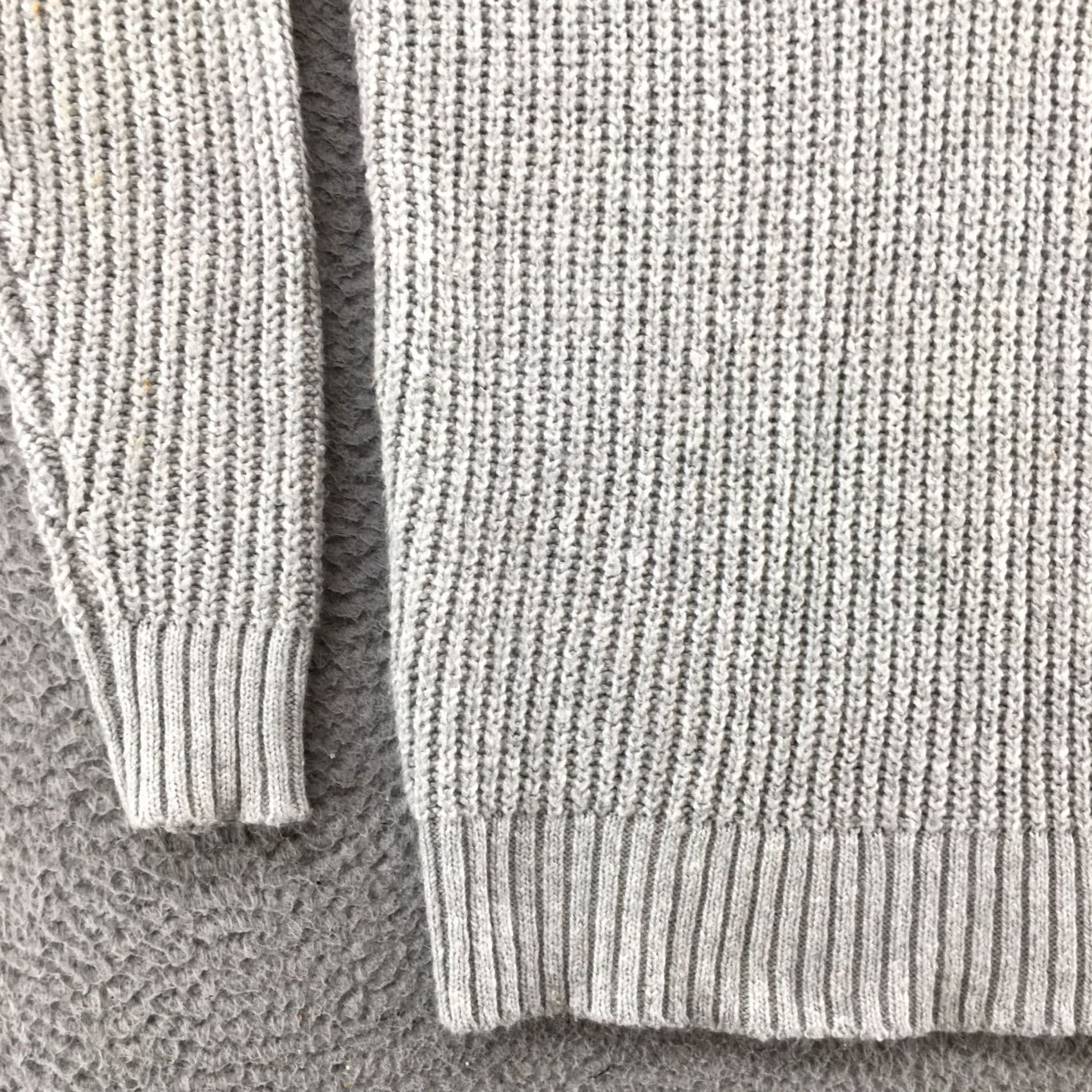 American Eagle Outfitters American Eagle Outfitters Pullover Sweater Womens XS Gray Cotton Blend Long Sleeve Knitted V-Neck Casual cardigans? Size XS / US 0-2 / IT 36-38 - 6 Thumbnail