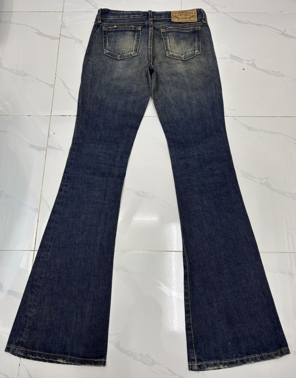 Le Grande Bleu (L.G.B.) MOUSSY JAPAN FLARED JEANS MUD WASH LOW RISE BOOTCUT JEANS Size US 28 / EU 44 - 10 Thumbnail