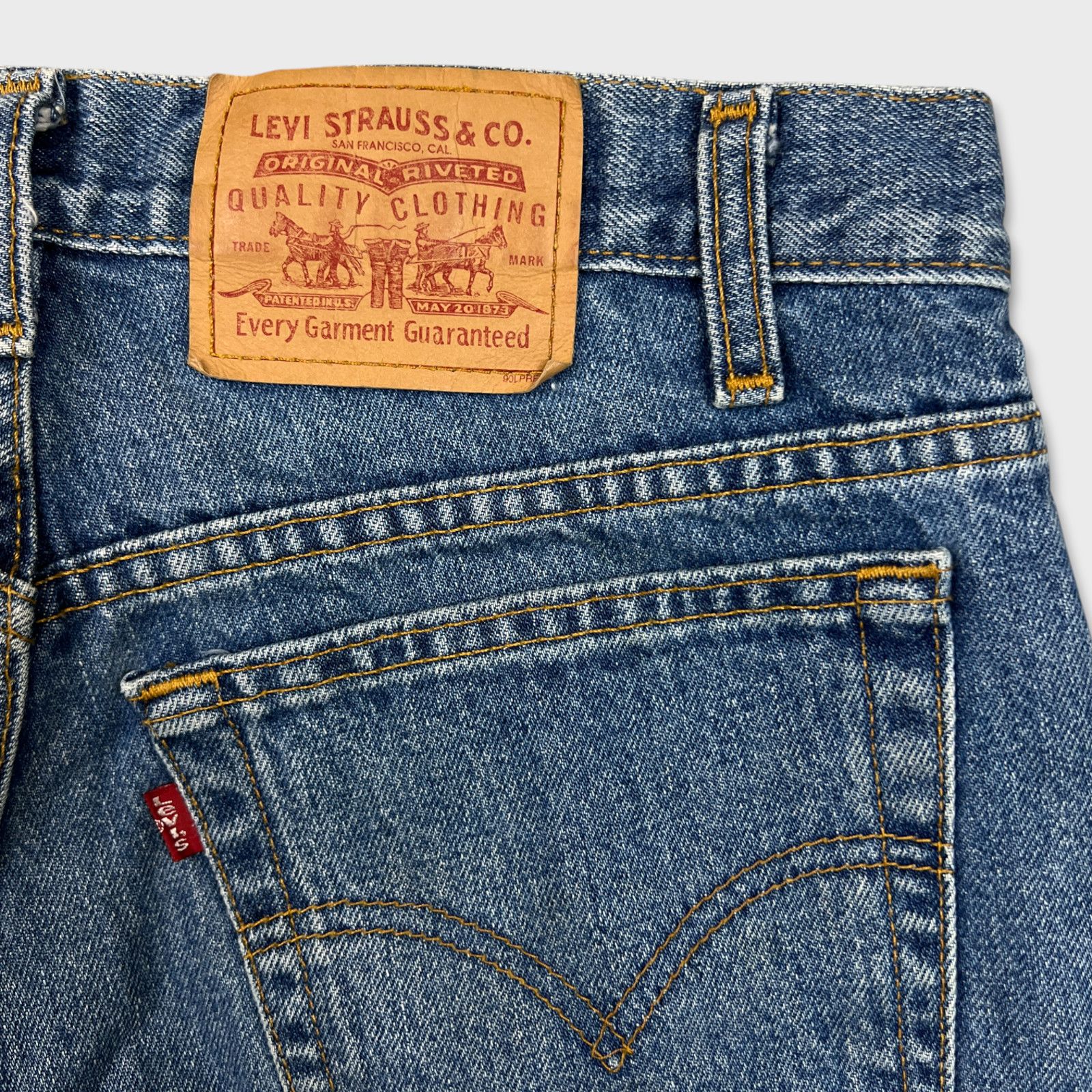 Levi's × Vintage Vintage Levi's 505 Jeans 32x32 Original Fit 90s Denim Pants Size US 32 / EU 48 - 8 Thumbnail