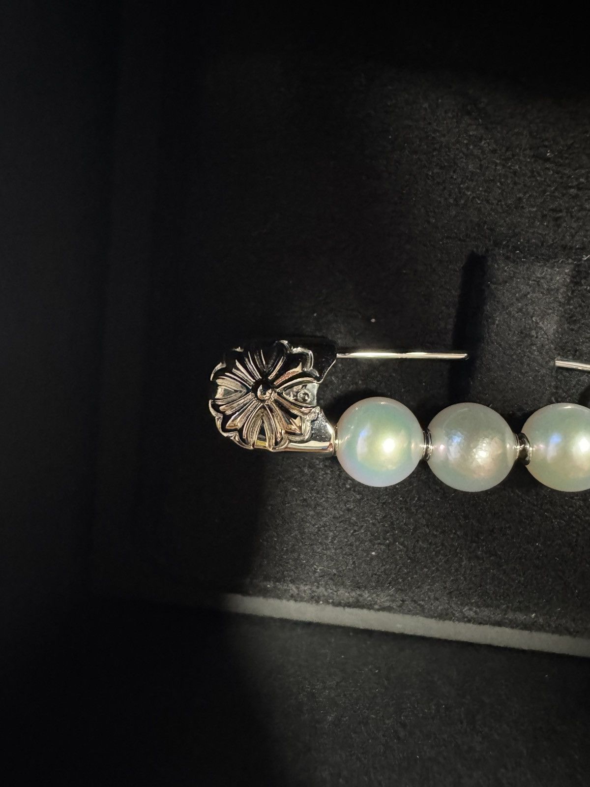 Chrome Hearts Chrome hearts x mikimoto safetypin Size ONE SIZE - 5 Thumbnail