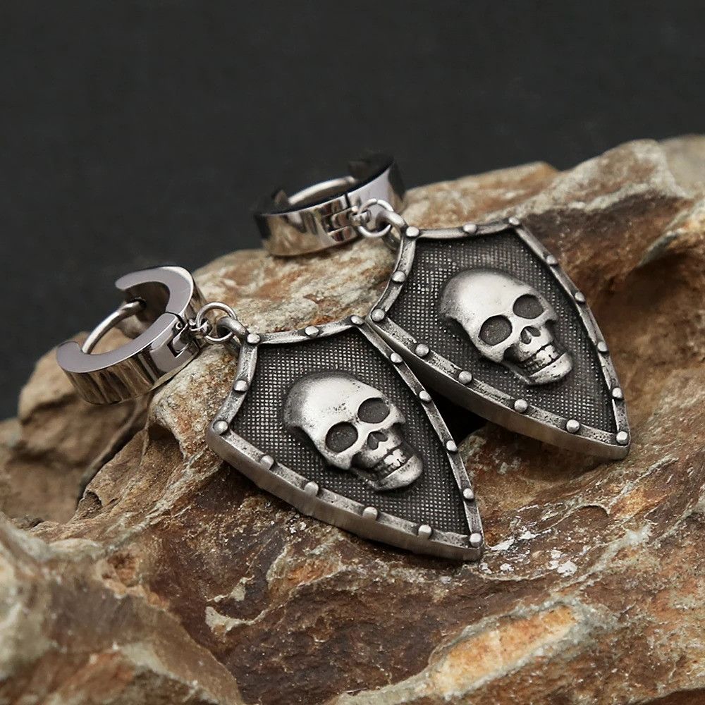 Japanese Brand × Vintage Black Skull Earrings Size ONE SIZE - 3 Thumbnail