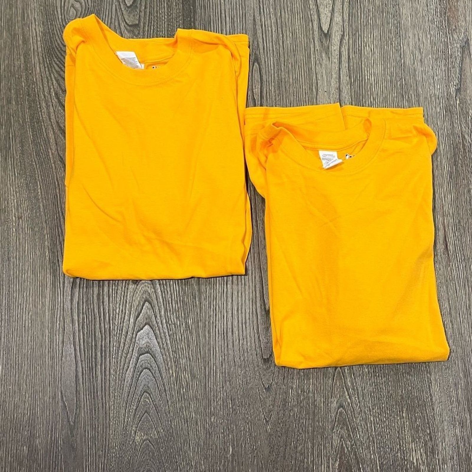 Gildan NWOT Gildan NBA 2 Pack T-Shirts Crewneck Short Sleeve Size L Size US L / EU 52-54 / 3 - 1 Thumbnail