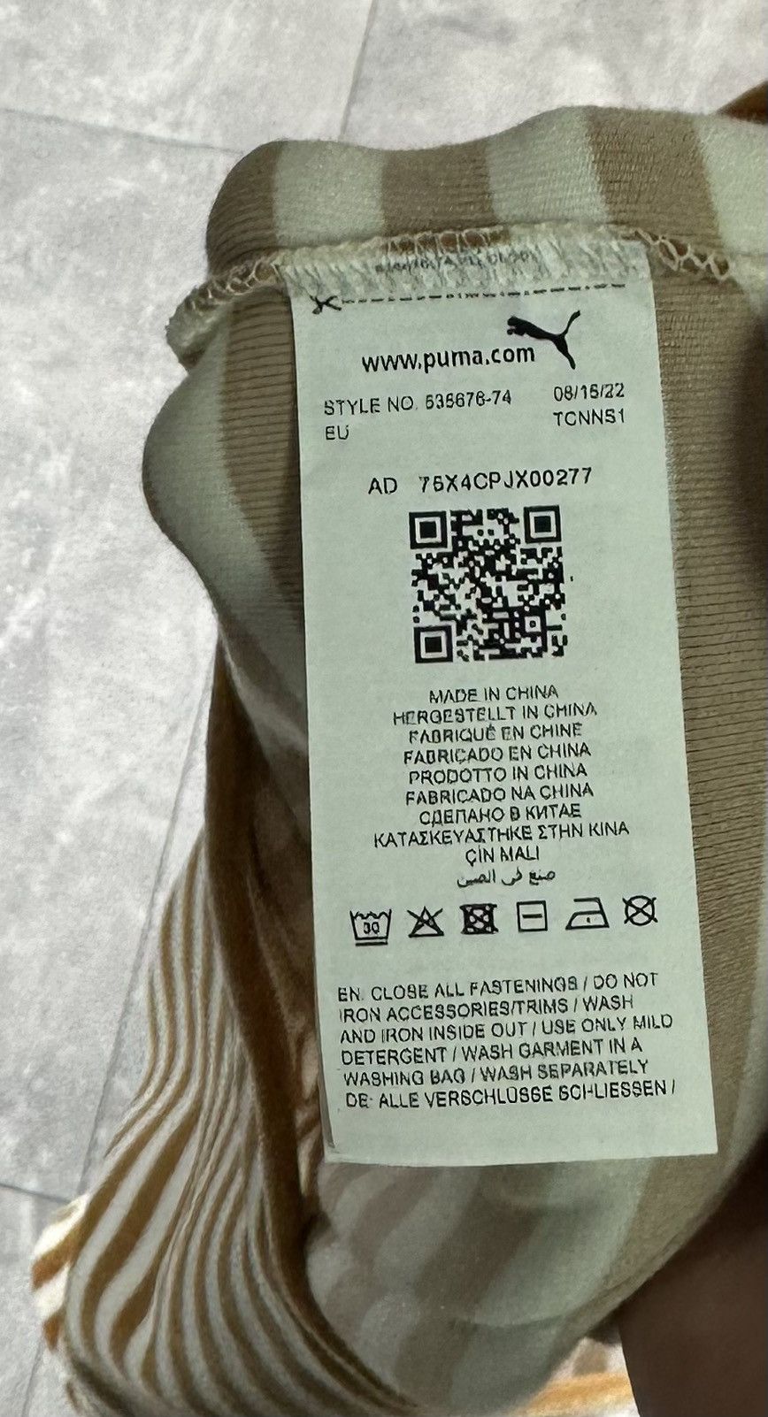 Puma Puma Velour Striped 1/4 Zip Up Sweatshirt Size US L / EU 52-54 / 3 - 7 Thumbnail