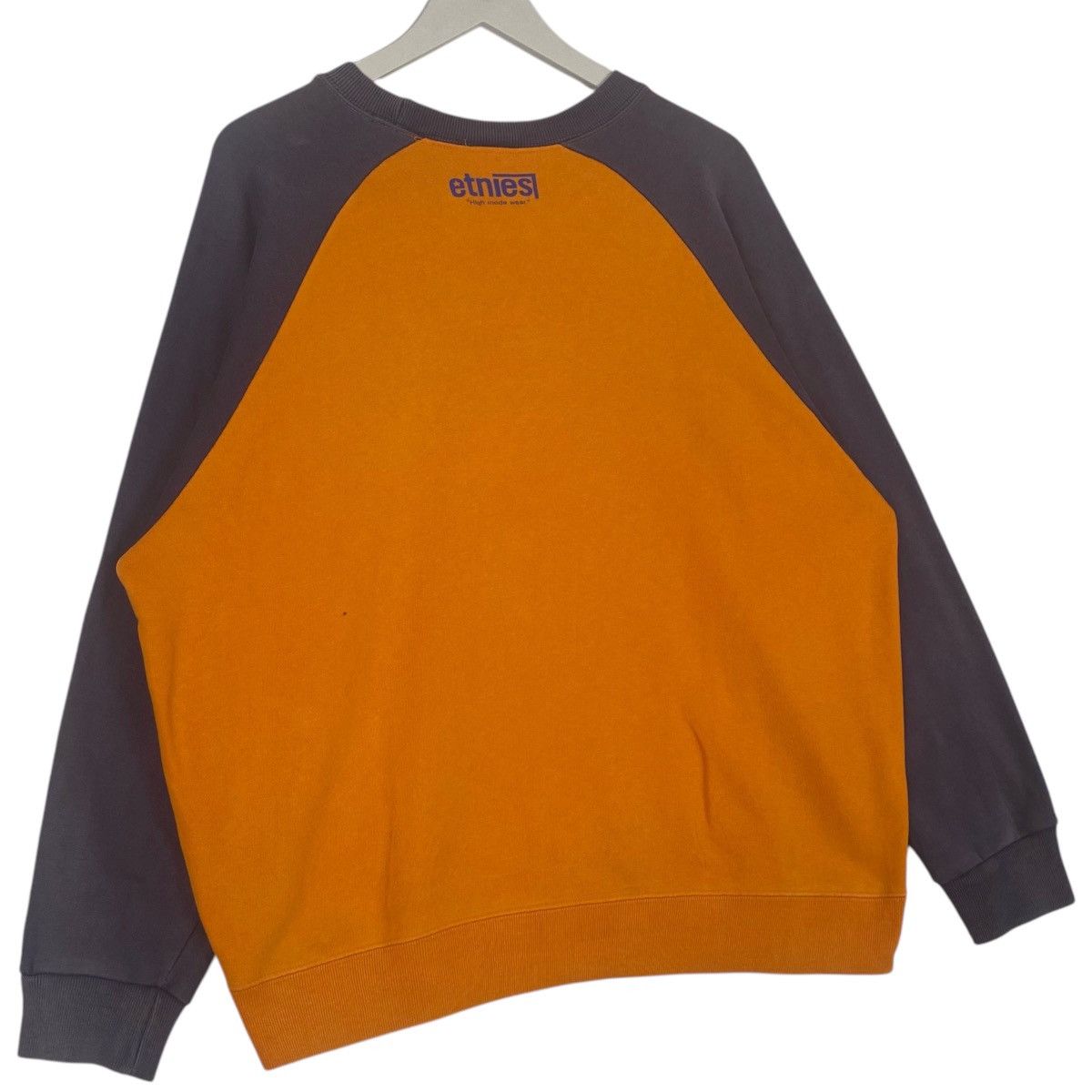 Vintage Vintage Etnies Printed Crewneck Sweatshirt Orange Size L Size US L / EU 52-54 / 3 - 9 Thumbnail