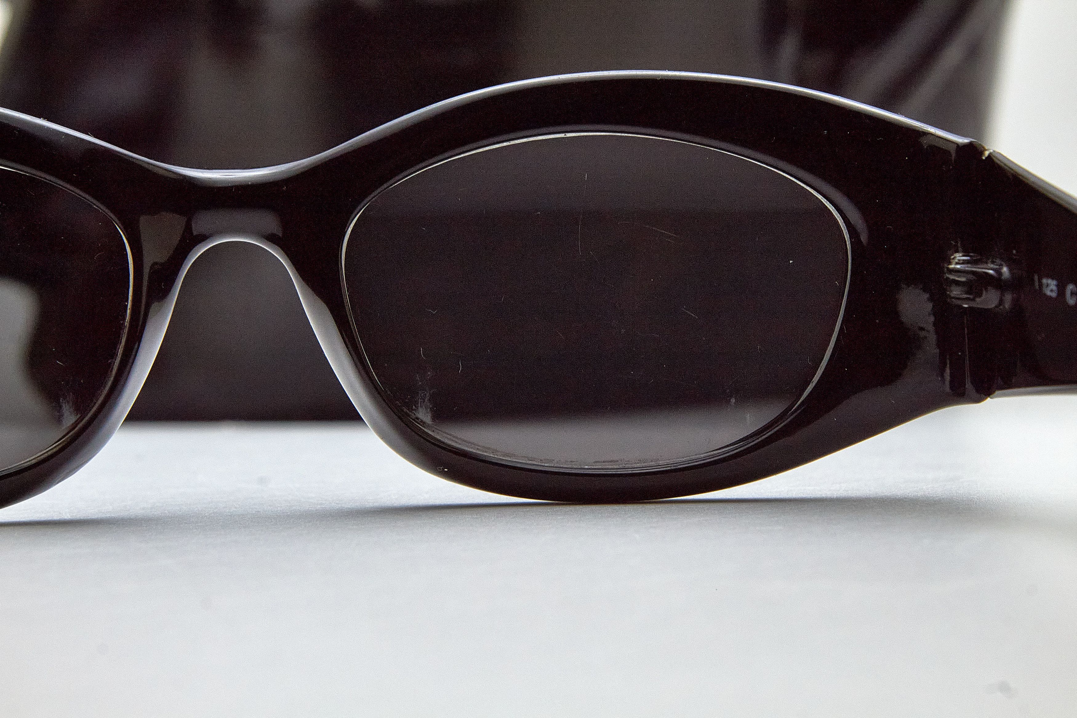 Gucci GUCCI Y2K bold rectangular sunglasses Gen-Z Quiet Luxury Size ONE SIZE - 8 Thumbnail