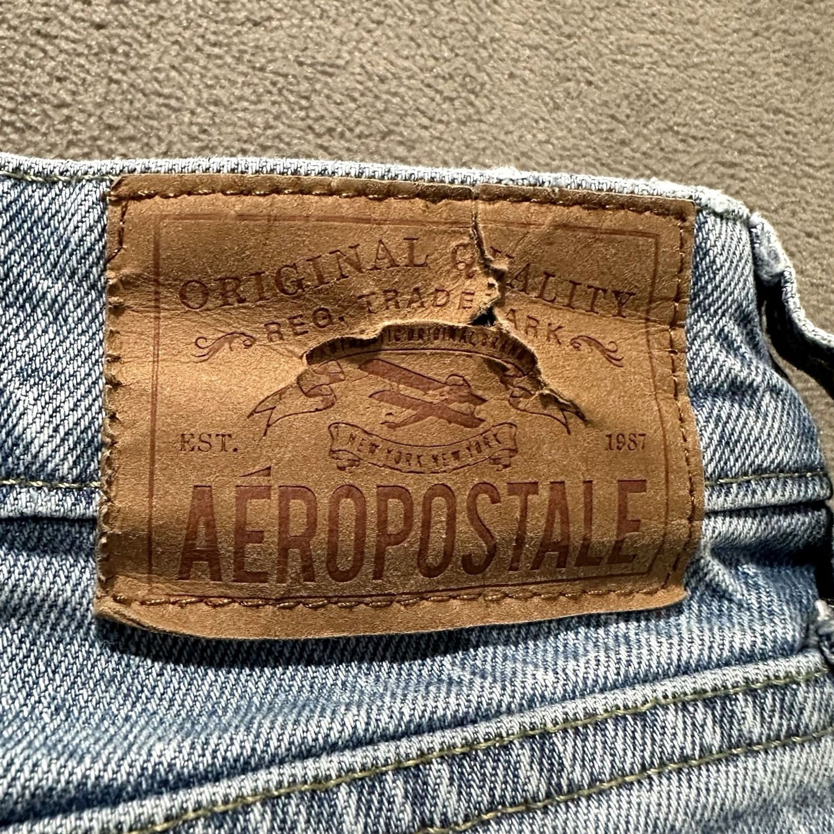 Vintage Aéropostale Jeans Men 32x32 Blue Denim Light Wash Straight Classic 5-Pocket Regular Fit Size 32 Size US 32 / EU 48 - 5 Thumbnail