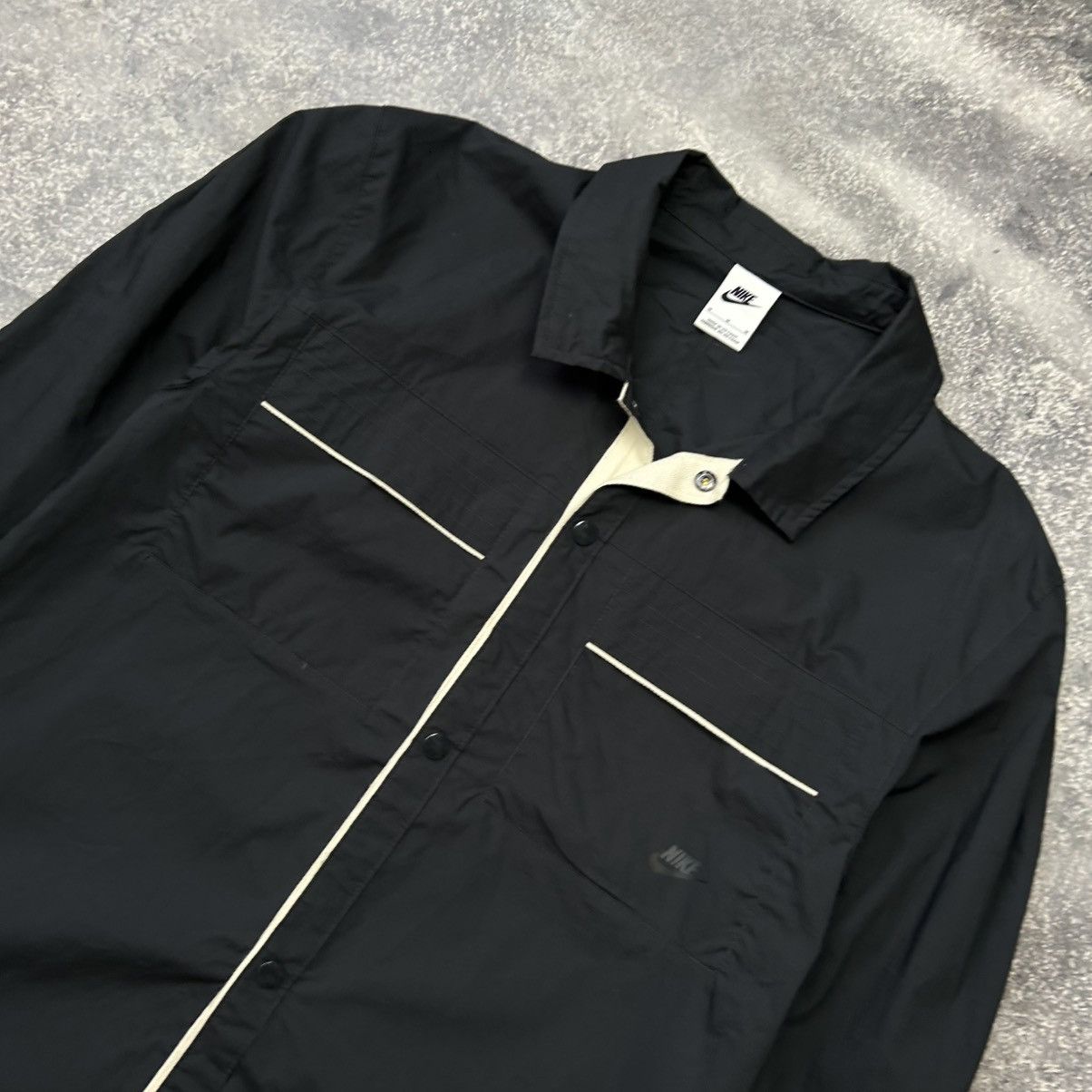 Nike Mens Nike Tech Pack Multipocket y2k streetwear button shirt Size US M / EU 48-50 / 2 - 2 Thumbnail