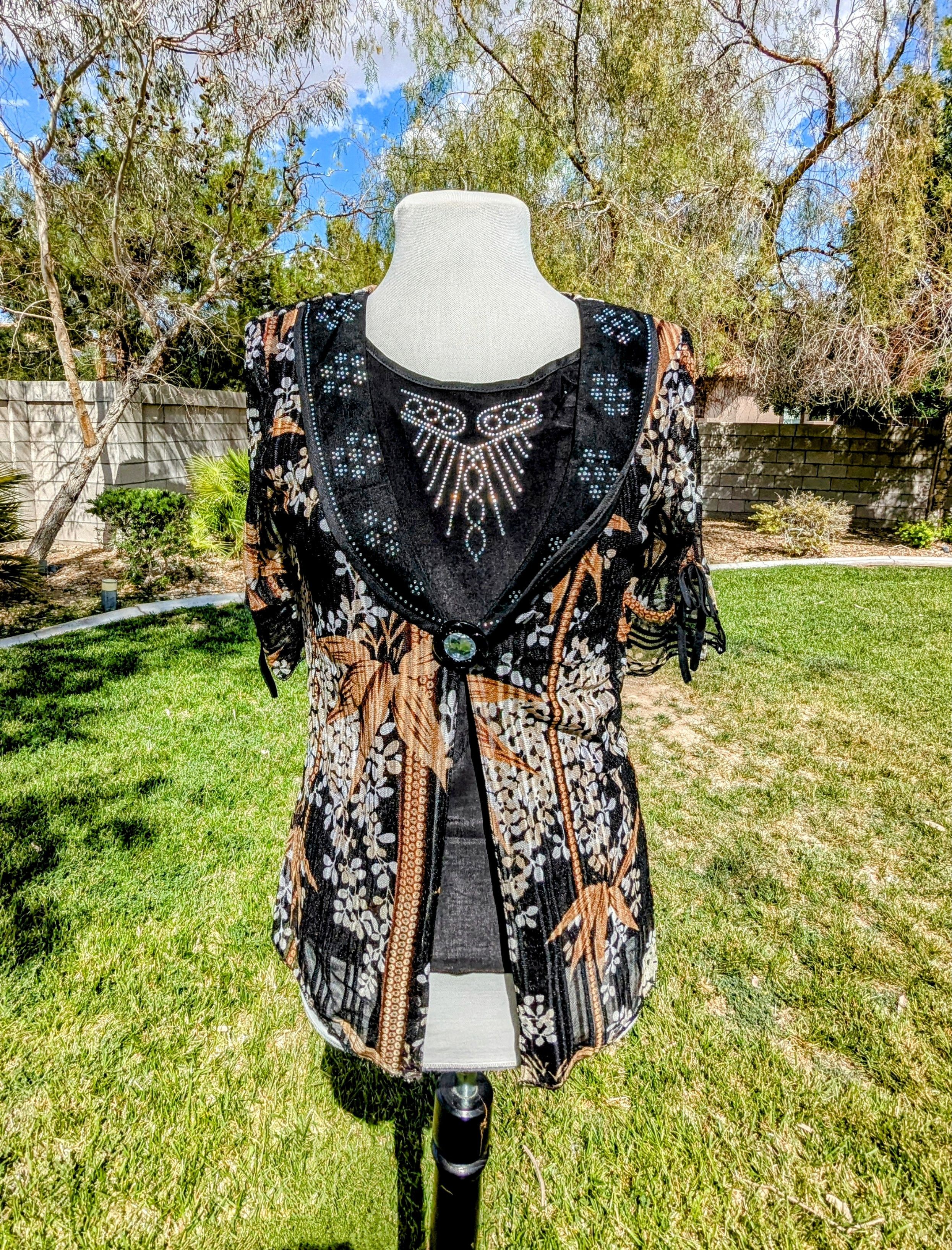 Designer Design Works Petite Shimmer/Breezy Pullover Sequin Blouse Size S / US 4 / IT 40 - 1 Thumbnail