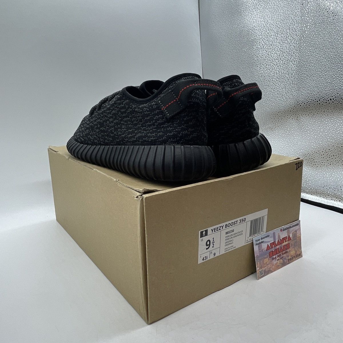 Adidas Yeezy boost 350 pirate black Size US 9.5 / EU 42-43 - 4 Thumbnail