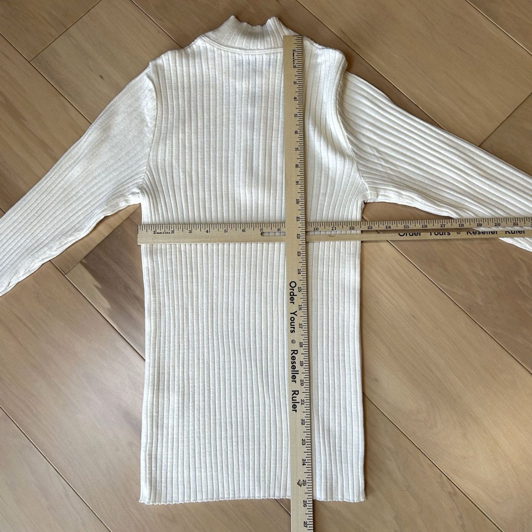 Bogner Bogner Sweater 1/4 Zip Ribbed Ivory Long Sleeve Women’s Small Pullover Mock Neck Wool Blend Logo Zipper Hand Wash Only Ski Outdoor Fall Womens Size S / US 4 / IT 40 - 4 Thumbnail