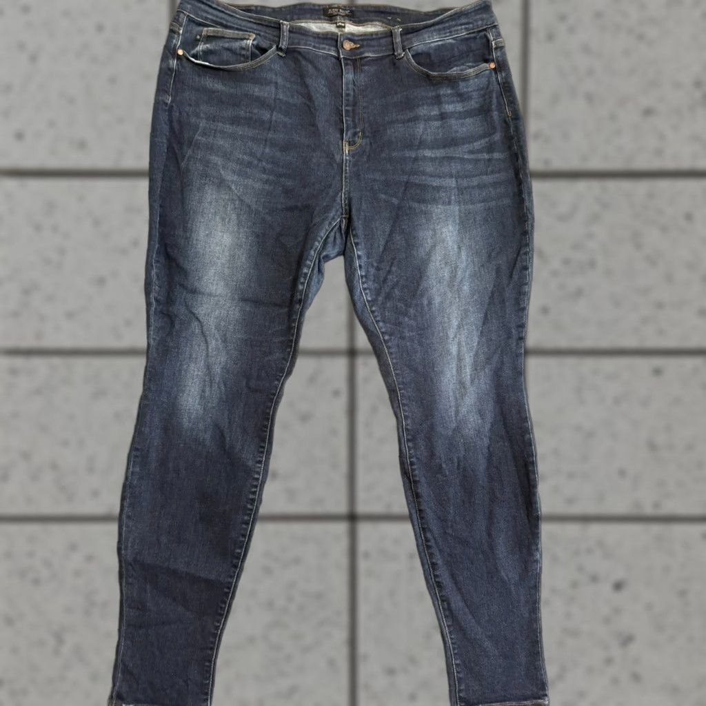 Vintage Judy Blue Jeans Woman 24W High Rise Skinny Straight 5-Pocket Denim Blue Size 24W Plus Woman Size 42" / US 20 - 1 Thumbnail