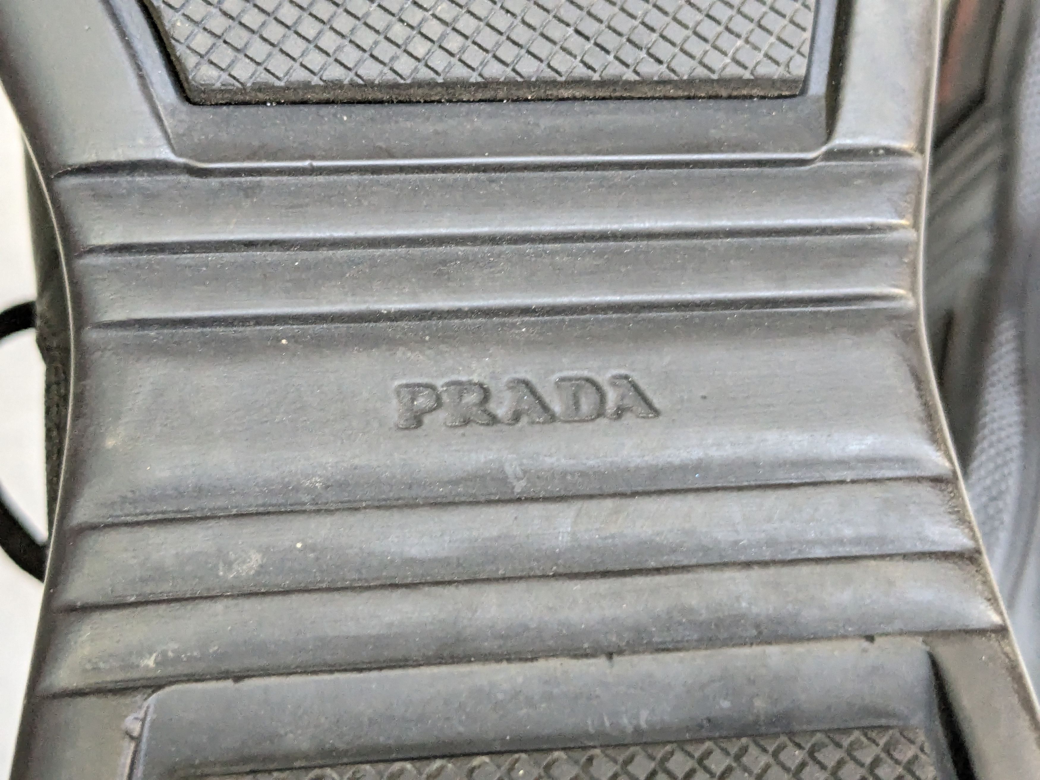 Prada Prada America's Cup Sneakers Black 9 Low Tops Leather Red Size US 9 / EU 42 - 15 Thumbnail
