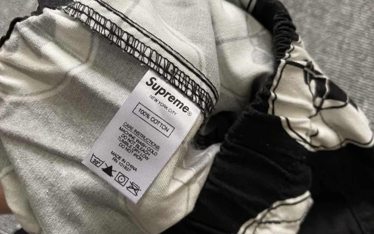 Public Enemy × Supreme × Undercover Supreme undercover public enemy skate pant jogger Size US 30 / EU 46 - 5 Thumbnail