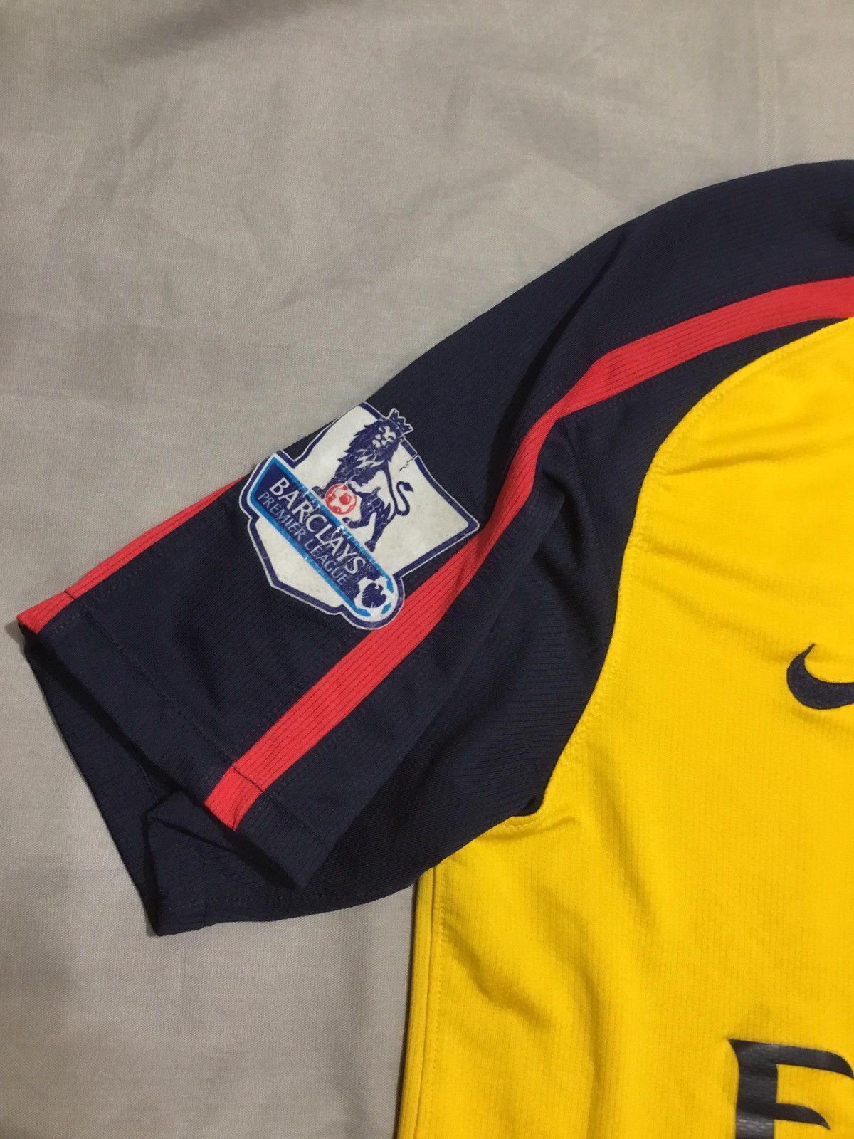 Nike Original Authentic Nike Arsenal 2008/2009 Persie 11 Size US M / EU 48-50 / 2 - 8 Thumbnail