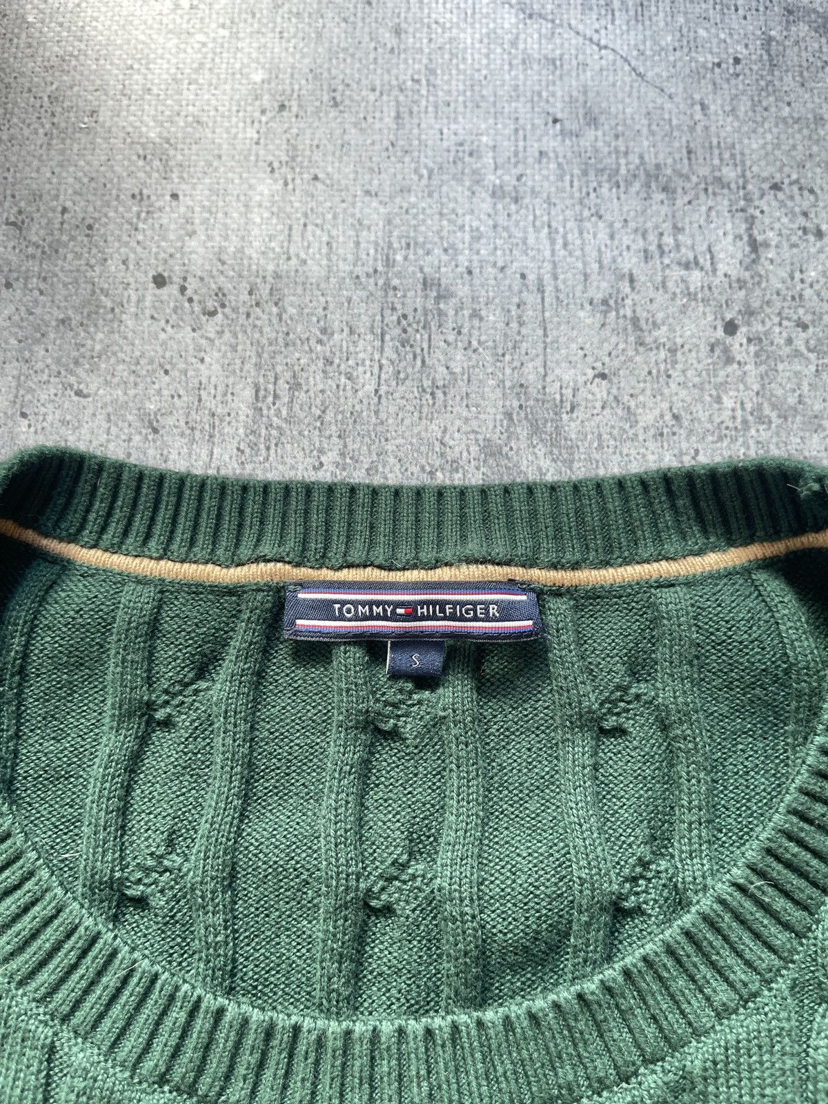 Tommy Hilfiger Tommy Hilfiger Sweater Small Logo Size S Size US S / EU 44-46 / 1 - 3 Thumbnail
