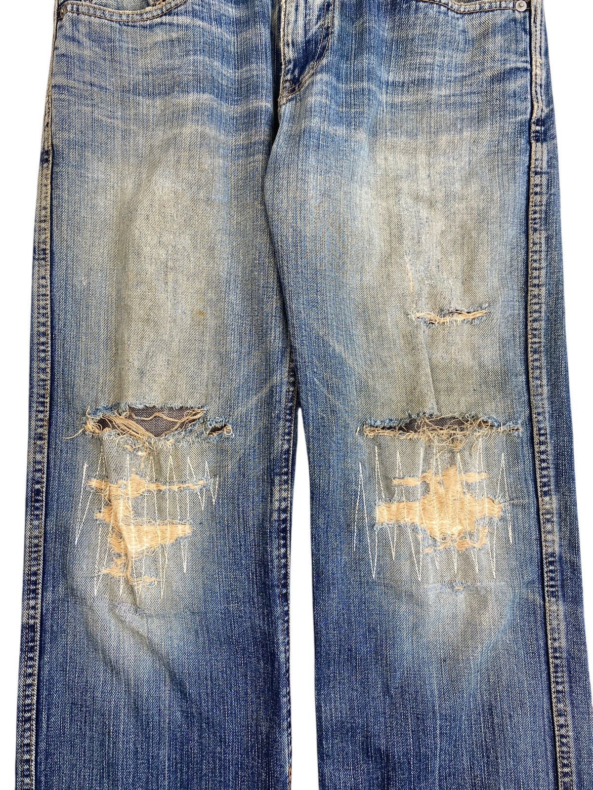 Japanese Brand Cosmic Wonder Jeans Distressed Mudwash Regular Fit Denim Size US 32 / EU 48 - 7 Thumbnail