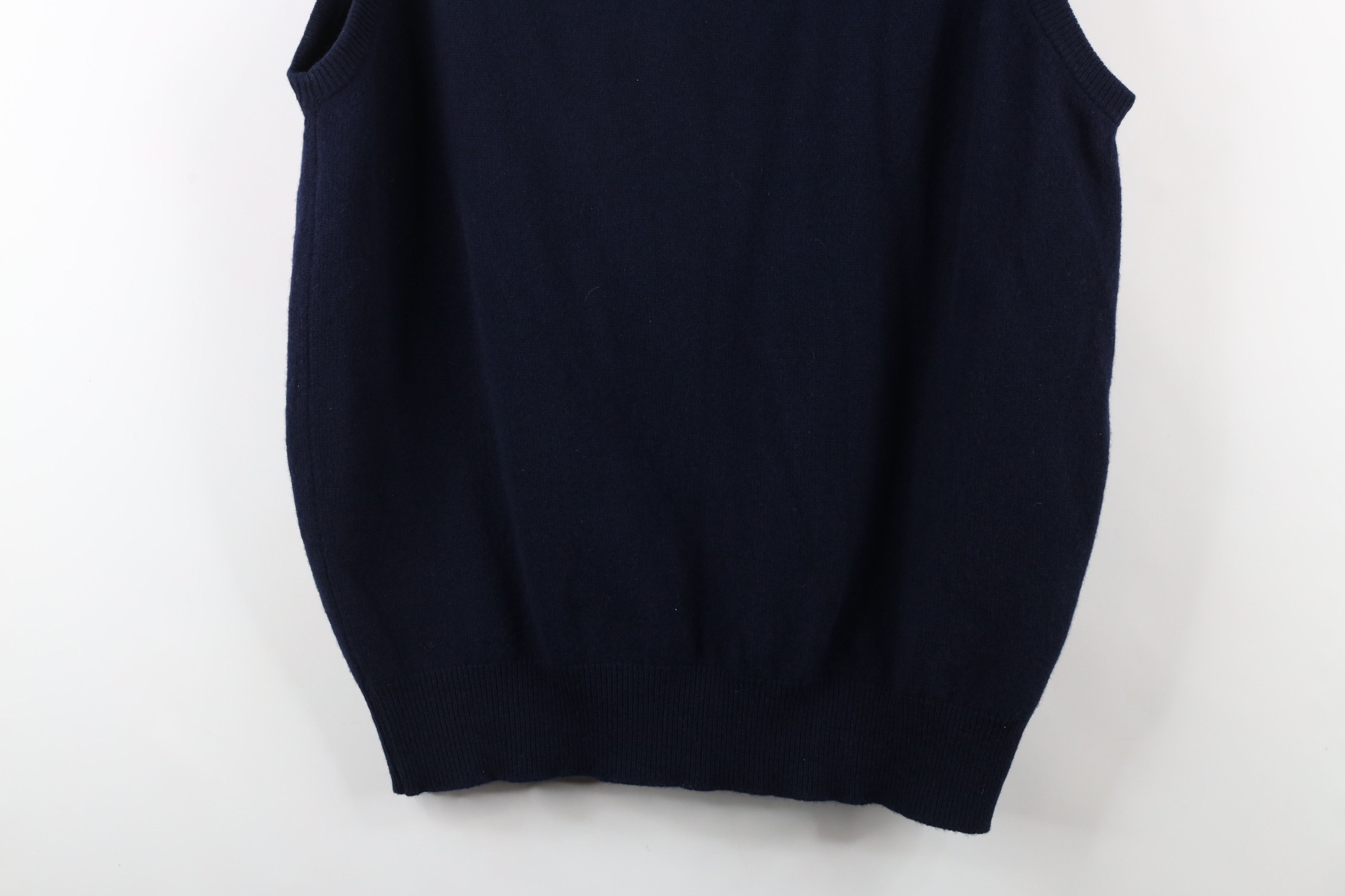 Vintage Vintage 60s 70s Alan Paine Lambswool V-Neck Sweater Vest Size US XXL / EU 58 / 5 - 7 Thumbnail