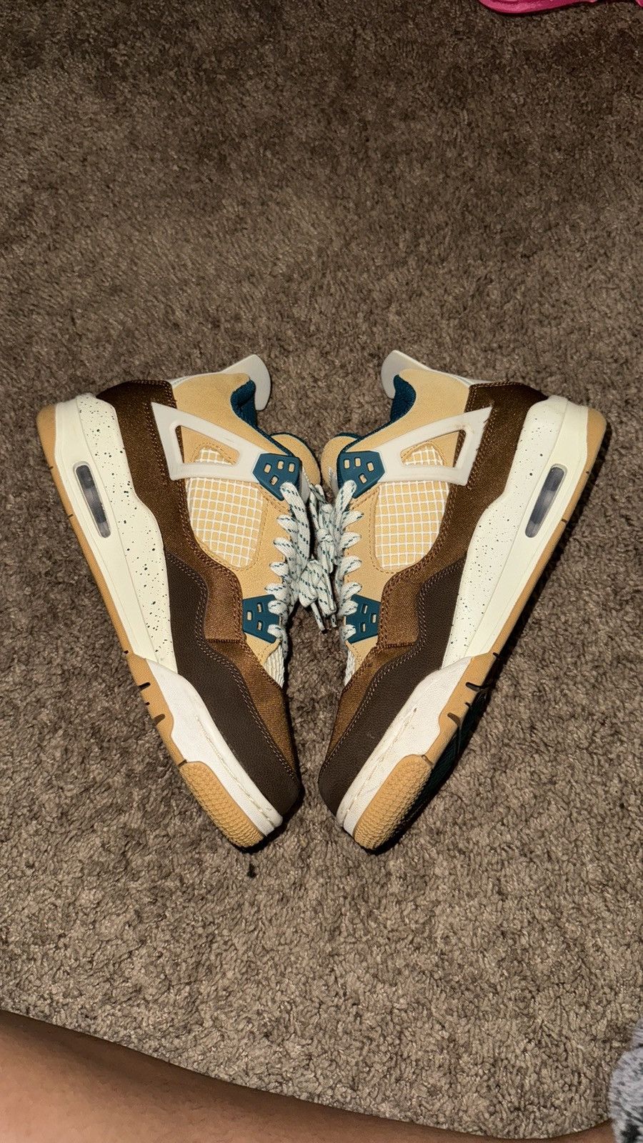 Jordan Brand Air Jordan 4 Retro GS Cacao Wow Size US 6.5 / EU 39-40 - 1 Thumbnail