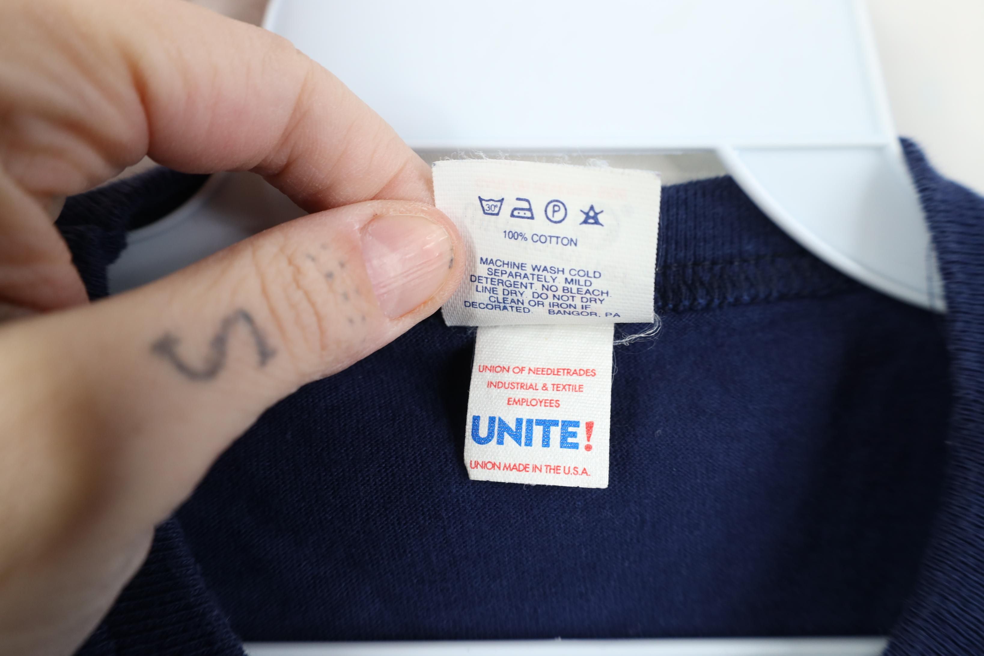Vintage Vintage 90s IAM Machinist Aerospace Union Pocket T-Shirt Size US M / EU 48-50 / 2 - 9 Thumbnail